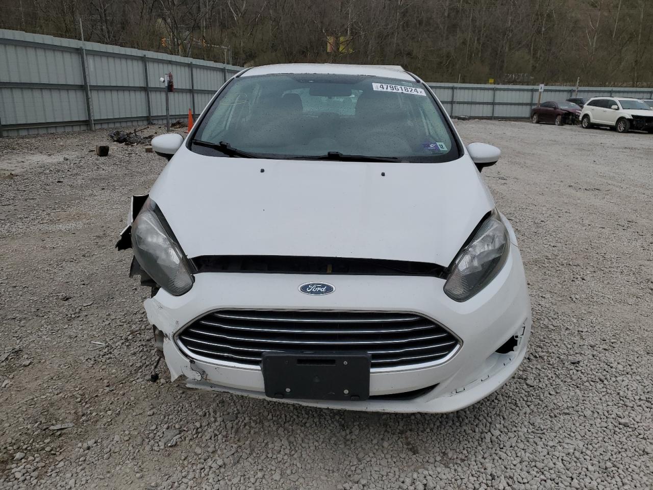 Photo 4 VIN: 3FADP4TJ7FM203066 - FORD FIESTA 