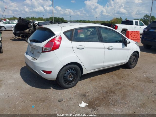 Photo 3 VIN: 3FADP4TJXFM127228 - FORD FIESTA 