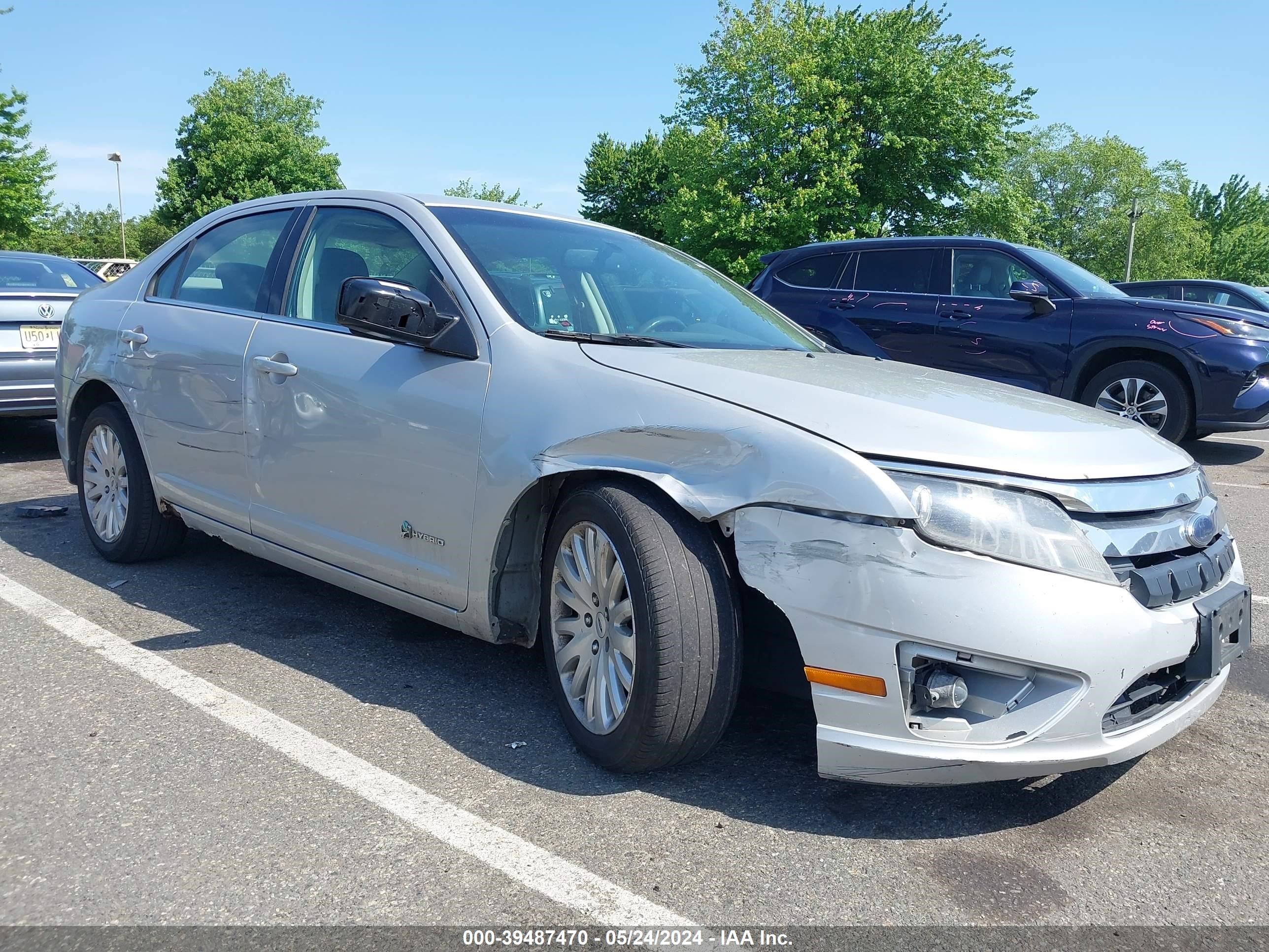 Photo 5 VIN: 3FADT0L3XAR249822 - FORD FUSION 