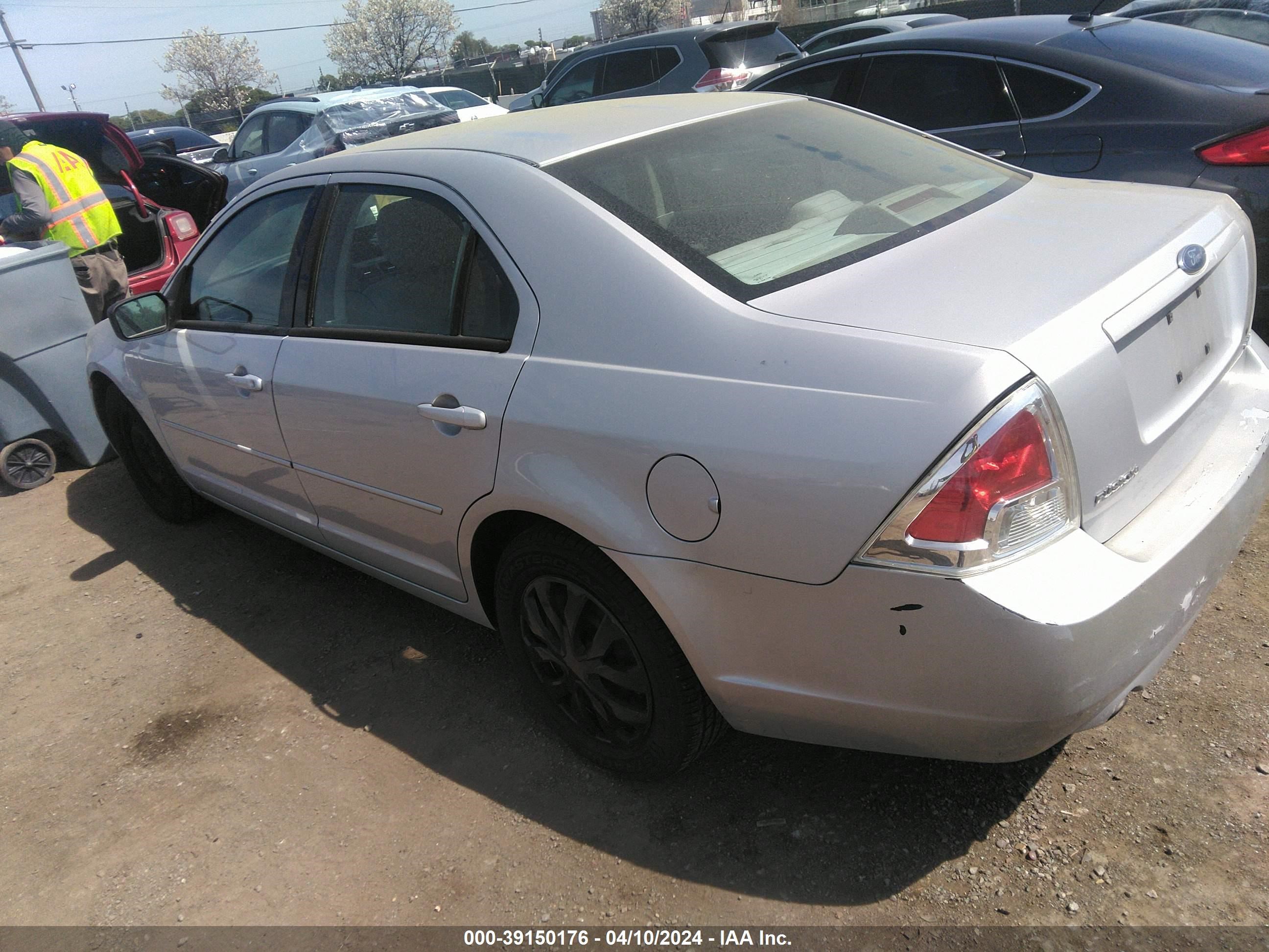 Photo 2 VIN: 3FAFP07146R110293 - FORD FUSION 