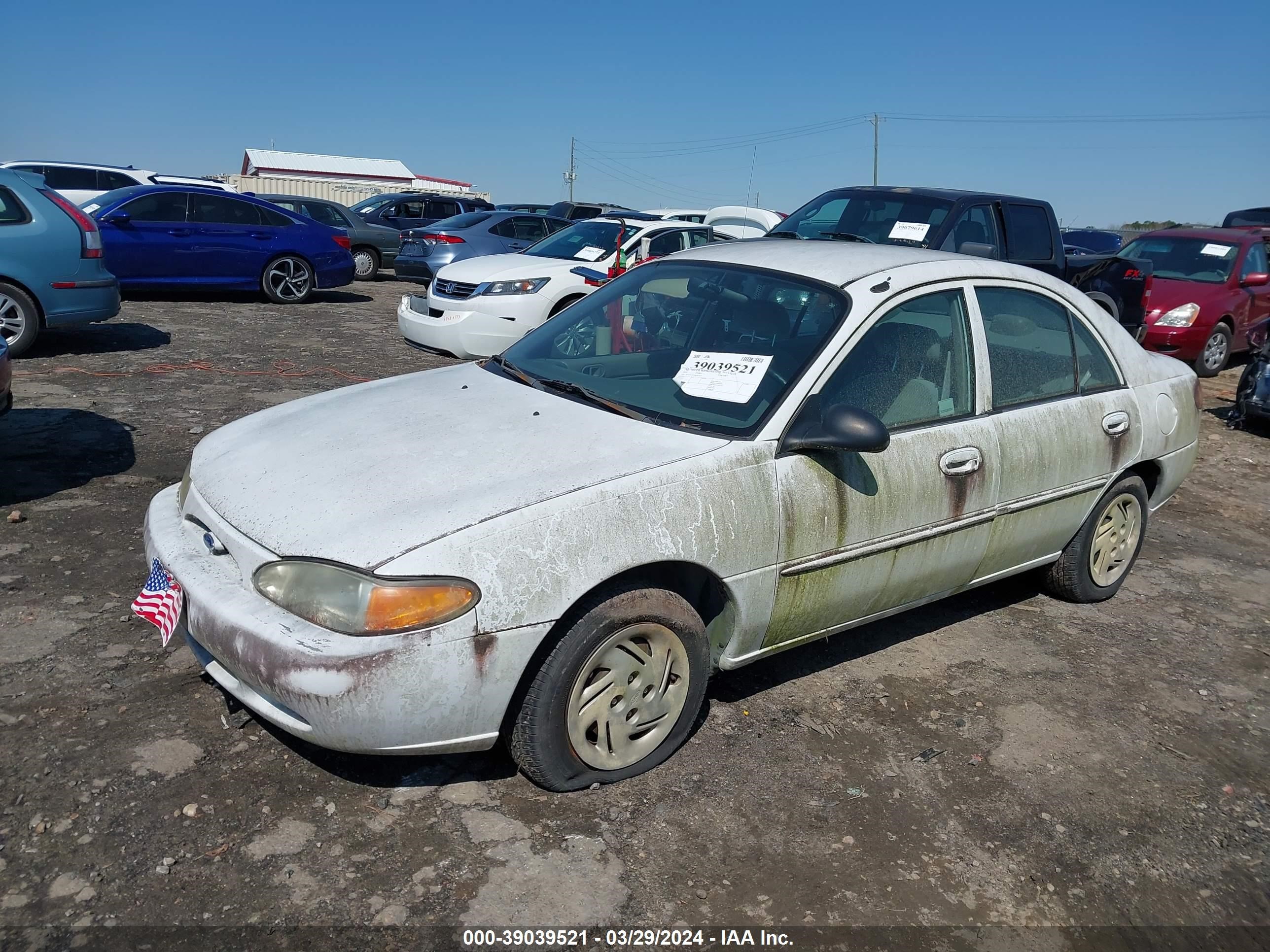 Photo 1 VIN: 3FAFP13P91R245617 - FORD ESCORT 