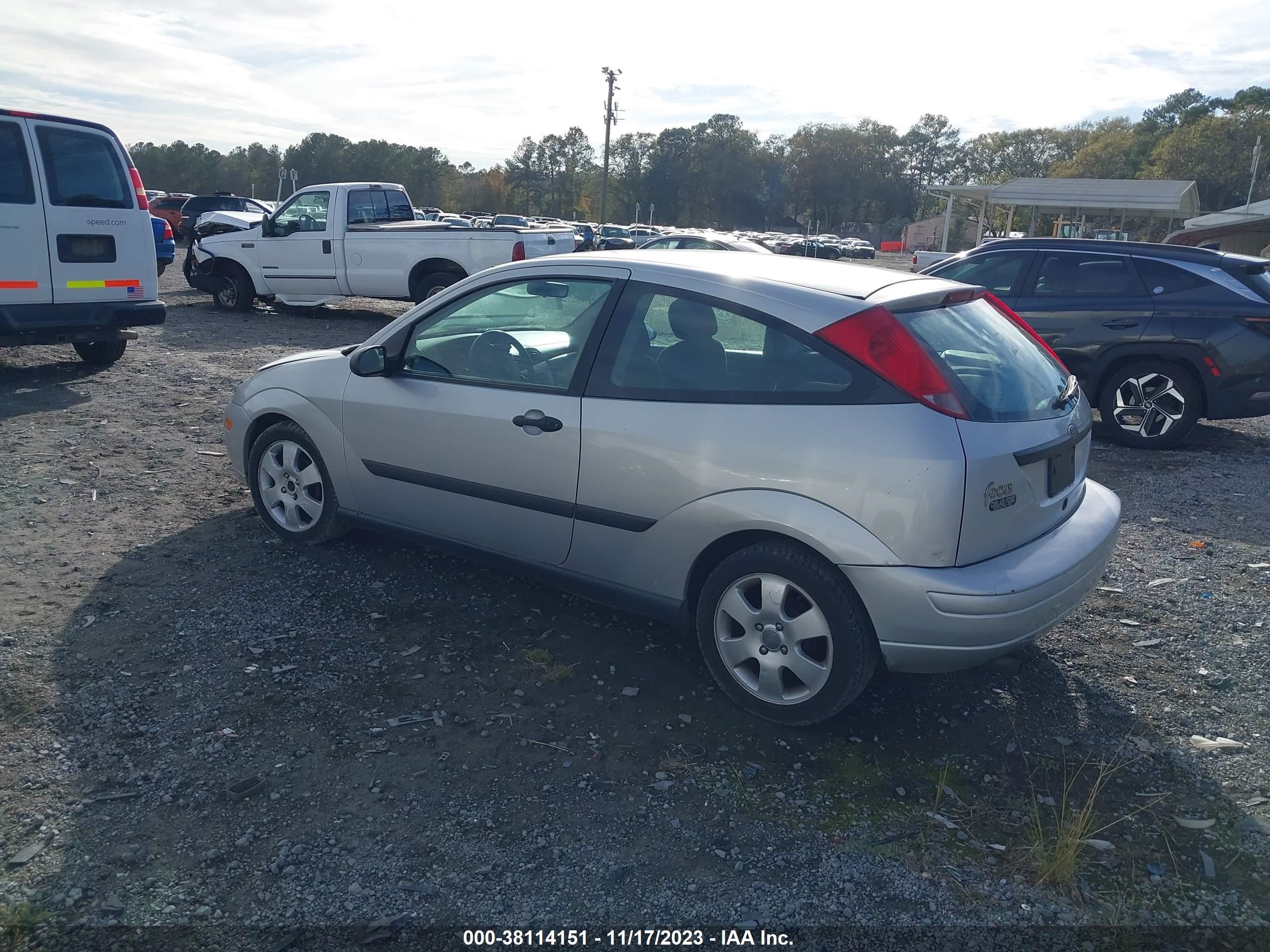 Photo 2 VIN: 3FAFP31381R176396 - FORD FOCUS 