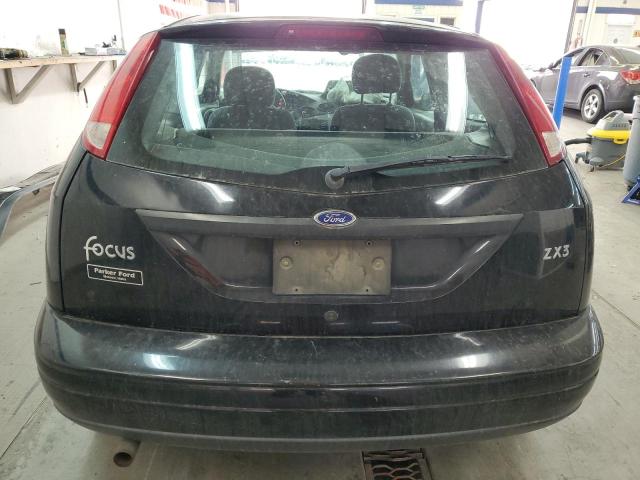 Photo 5 VIN: 3FAFP3139YR213126 - FORD FOCUS ZX3 