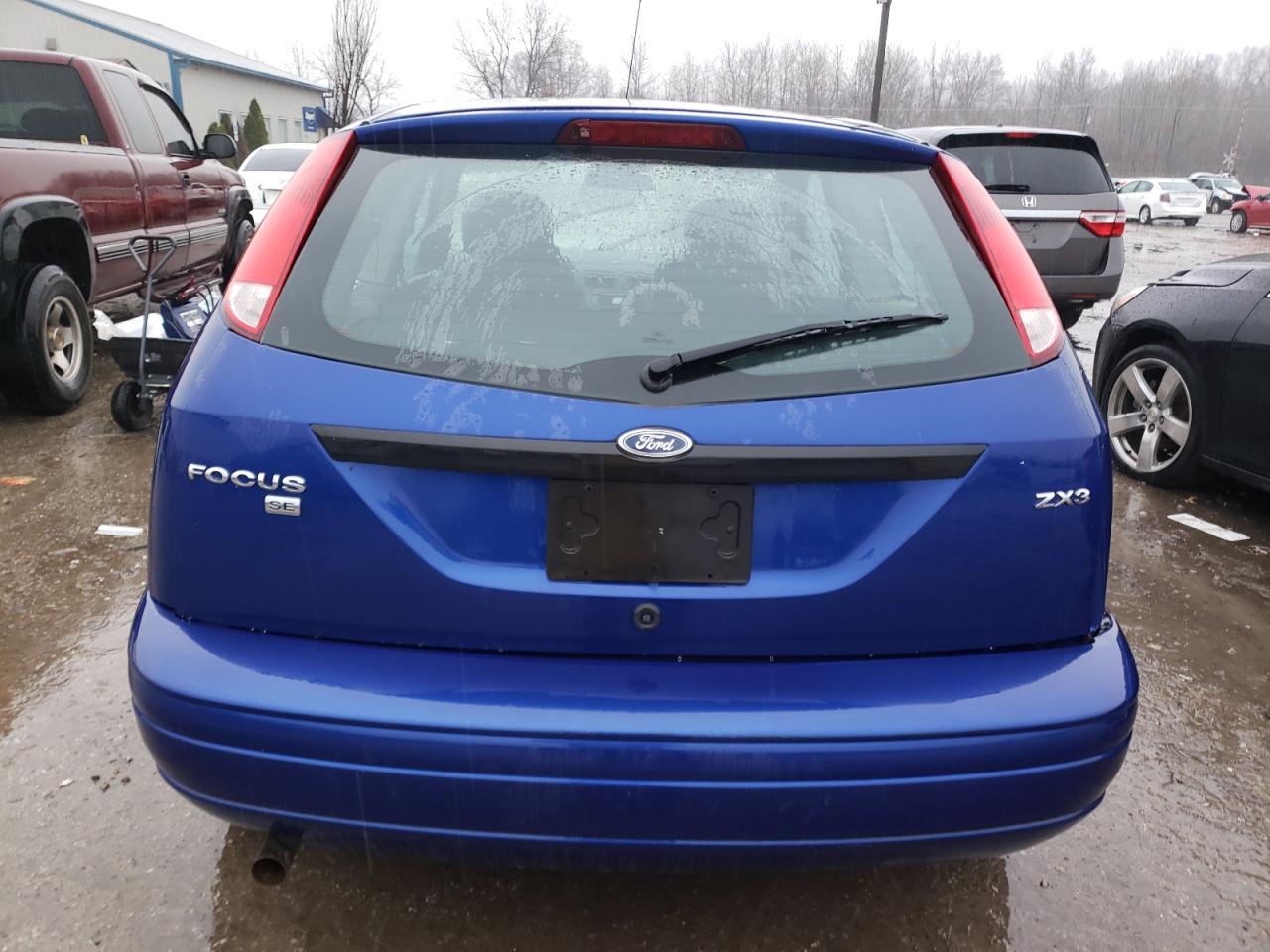 Photo 5 VIN: 3FAFP31N05R126275 - FORD FOCUS 