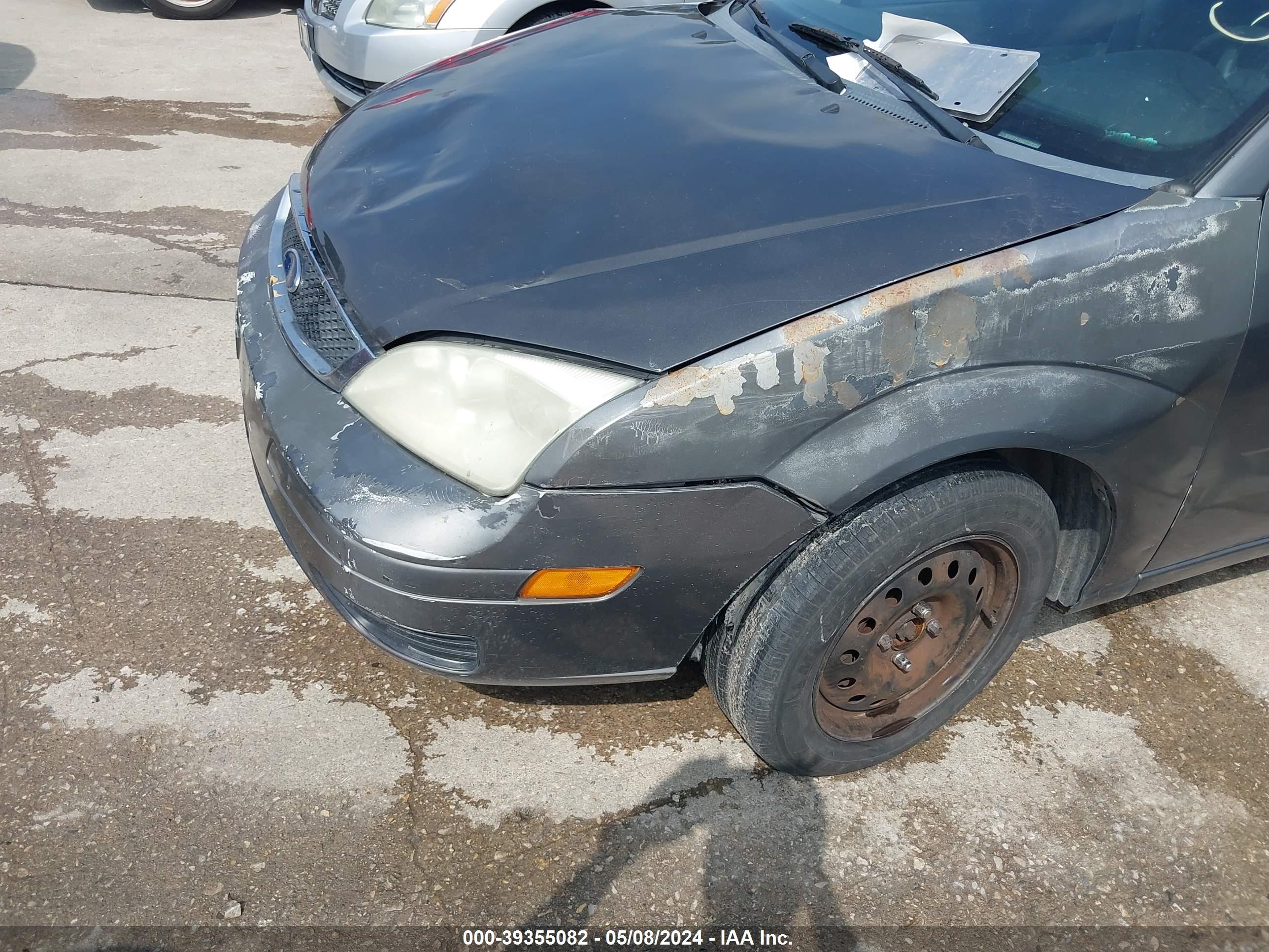 Photo 5 VIN: 3FAFP31N45R156394 - FORD FOCUS 