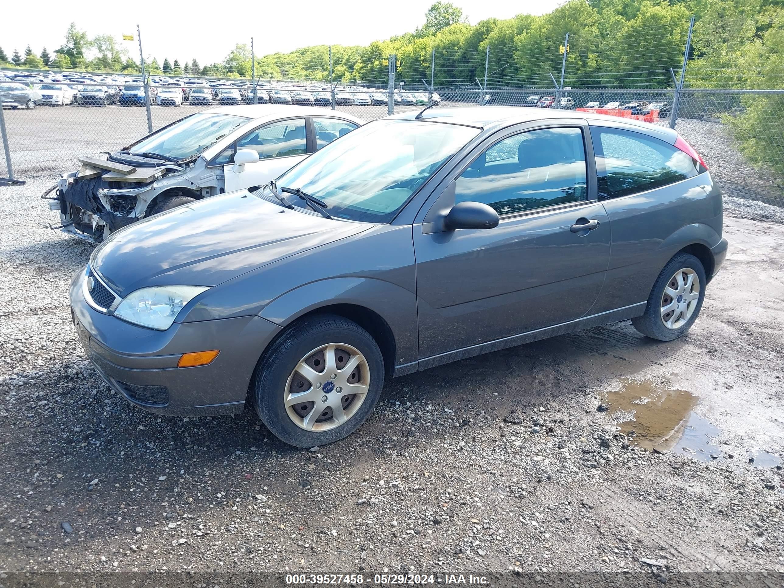 Photo 1 VIN: 3FAFP31N85R146564 - FORD FOCUS 