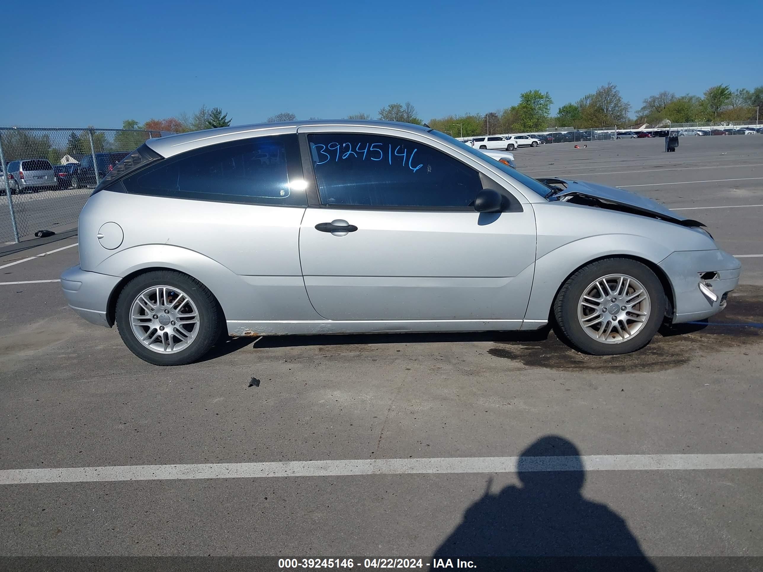 Photo 13 VIN: 3FAFP31N95R114190 - FORD FOCUS 