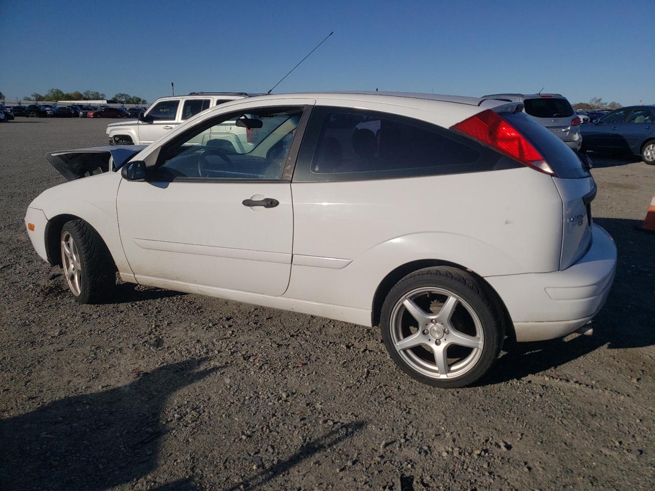 Photo 1 VIN: 3FAFP31N95R141308 - FORD FOCUS 