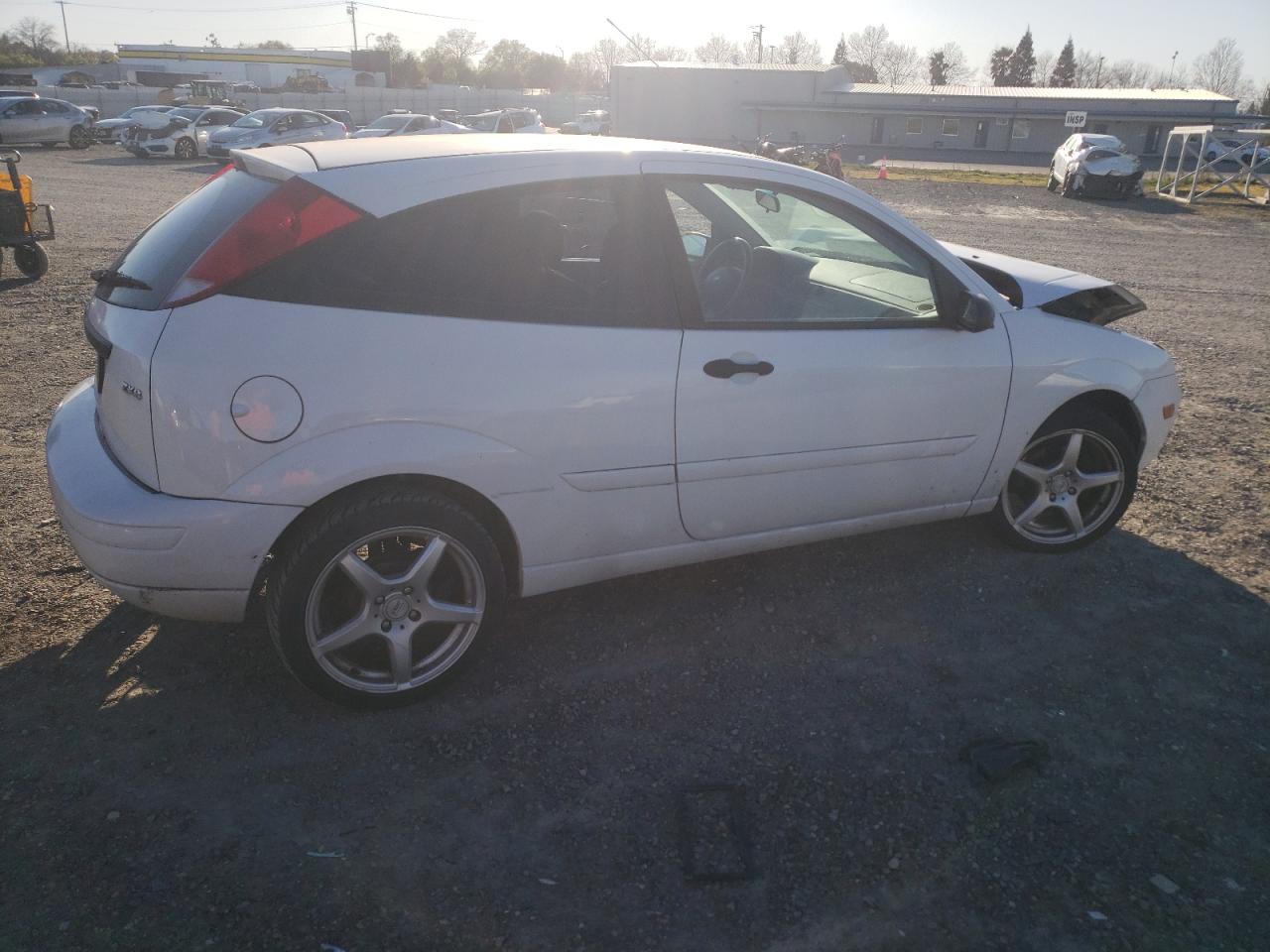 Photo 2 VIN: 3FAFP31N95R141308 - FORD FOCUS 