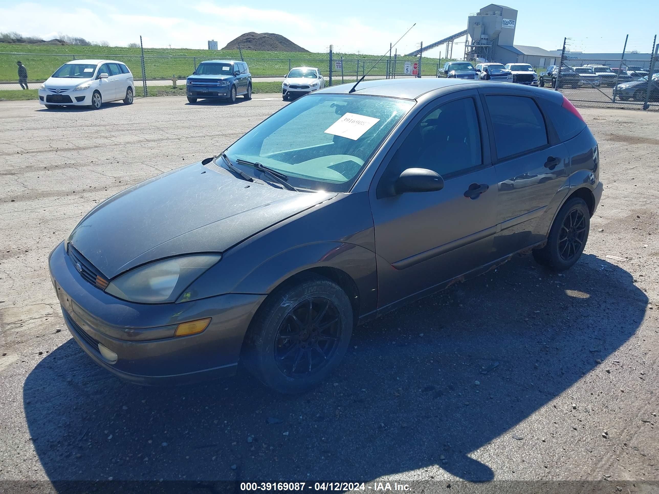 Photo 1 VIN: 3FAFP37313R130158 - FORD FOCUS 