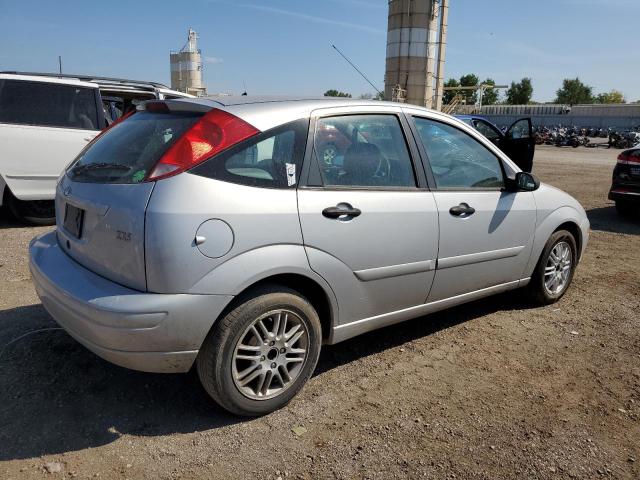 Photo 2 VIN: 3FAFP37324R105948 - FORD FOCUS ZX5 