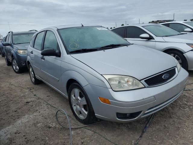 Photo 3 VIN: 3FAFP37N15R154691 - FORD FOCUS ZX5 