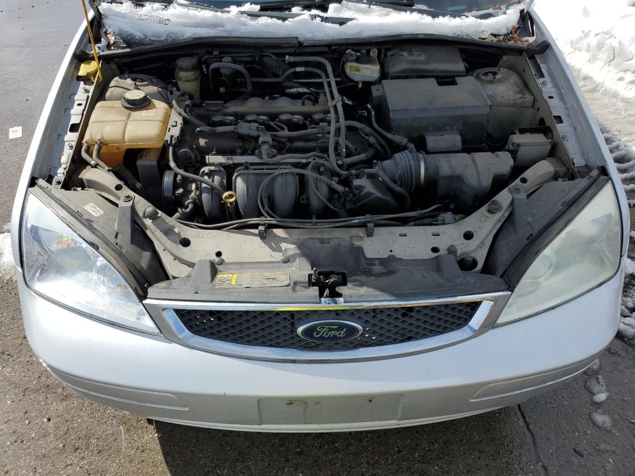 Photo 10 VIN: 3FAFP37N35R134877 - FORD FOCUS 