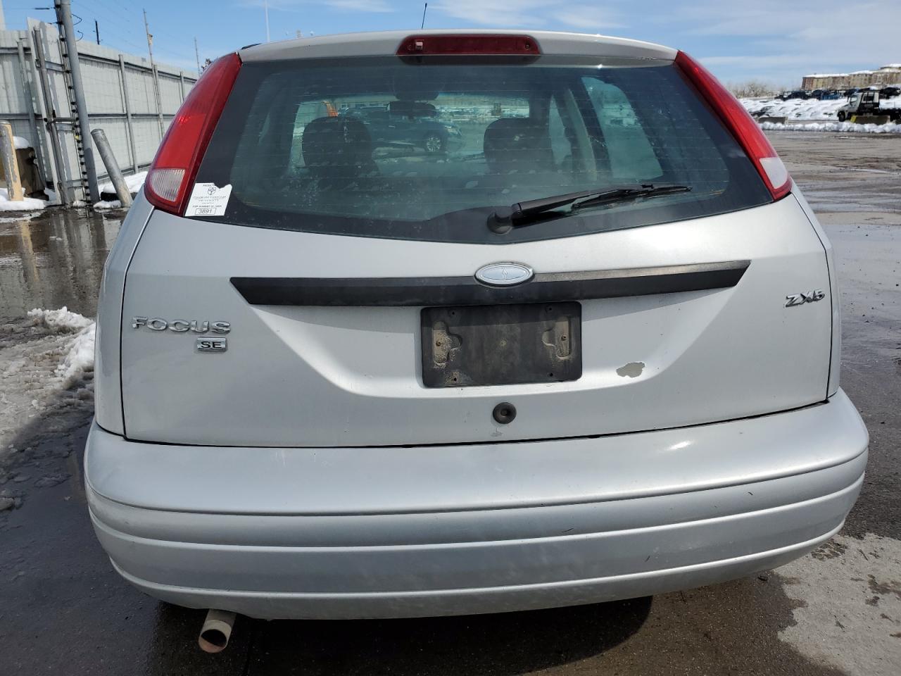 Photo 5 VIN: 3FAFP37N35R134877 - FORD FOCUS 