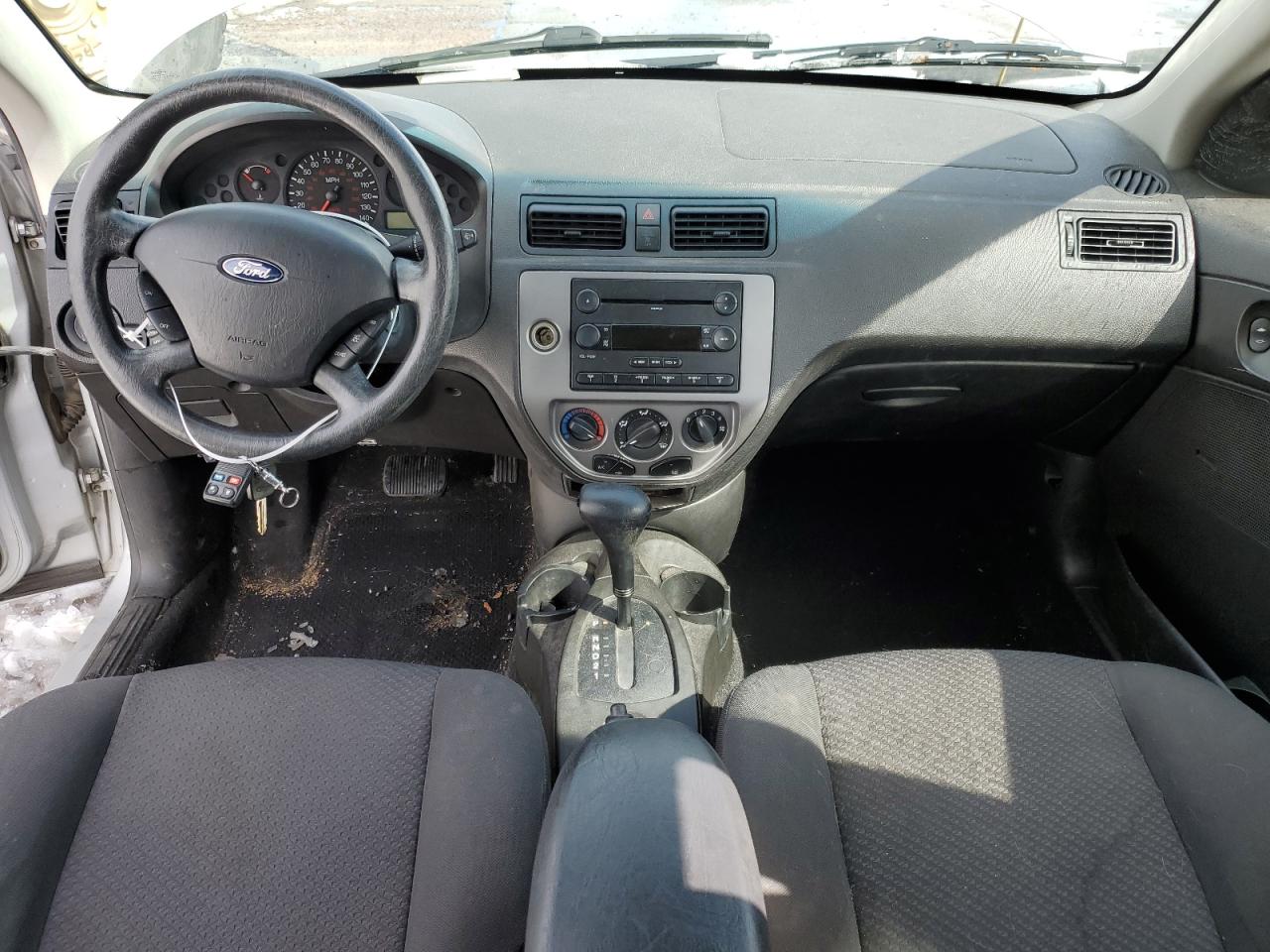 Photo 7 VIN: 3FAFP37N35R134877 - FORD FOCUS 