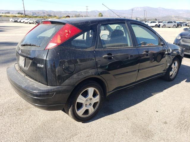 Photo 2 VIN: 3FAFP37N55R156900 - FORD FOCUS ZX5 