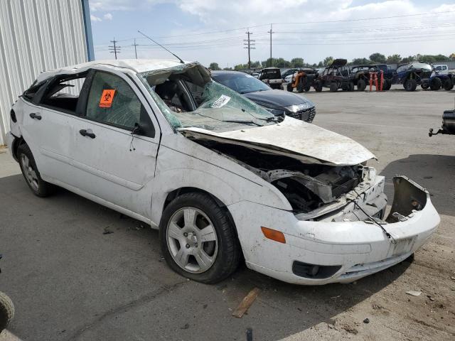 Photo 3 VIN: 3FAFP37N65R135523 - FORD FOCUS ZX5 