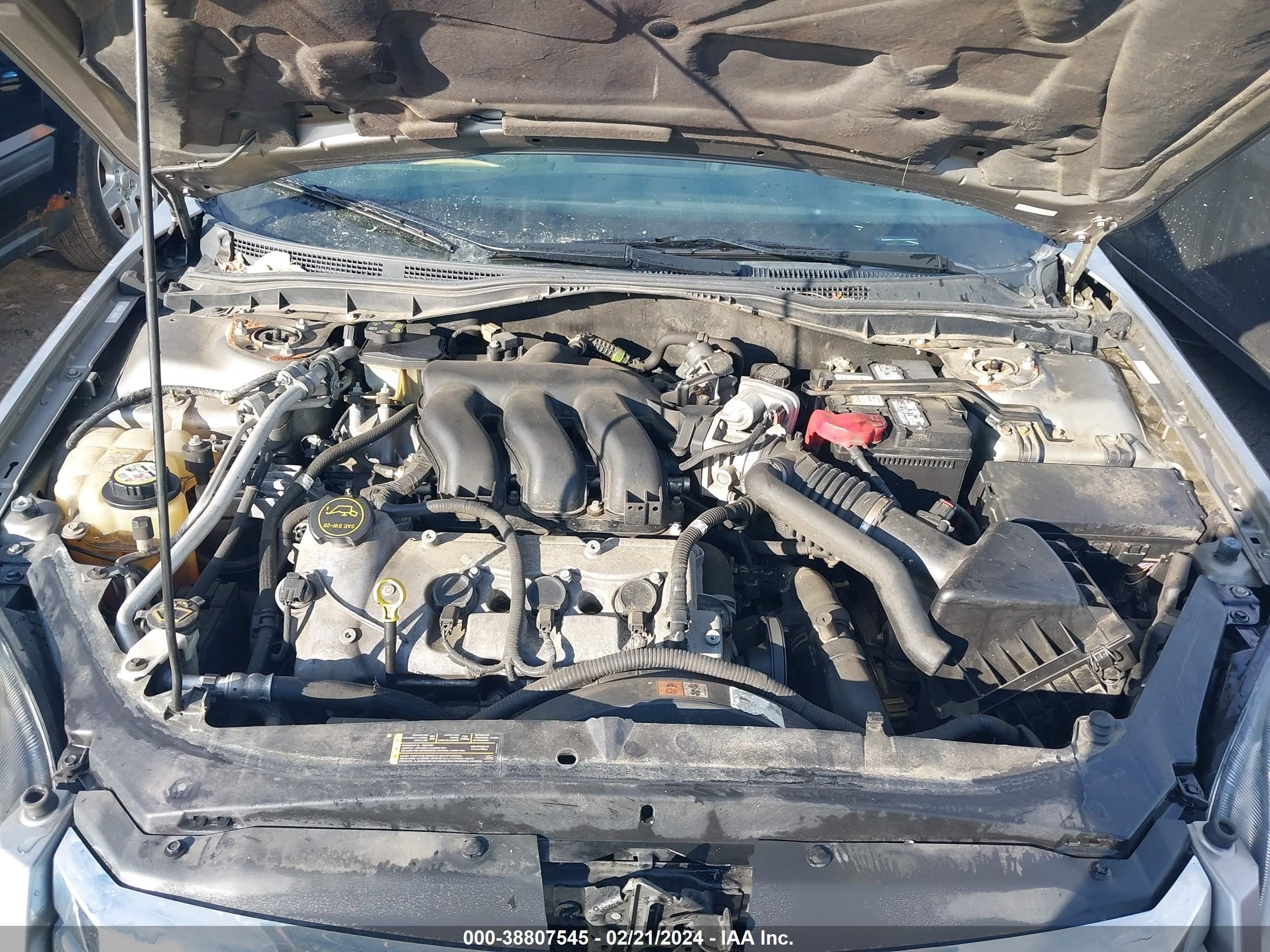 Photo 9 VIN: 3FAHP01128R152398 - FORD FUSION 