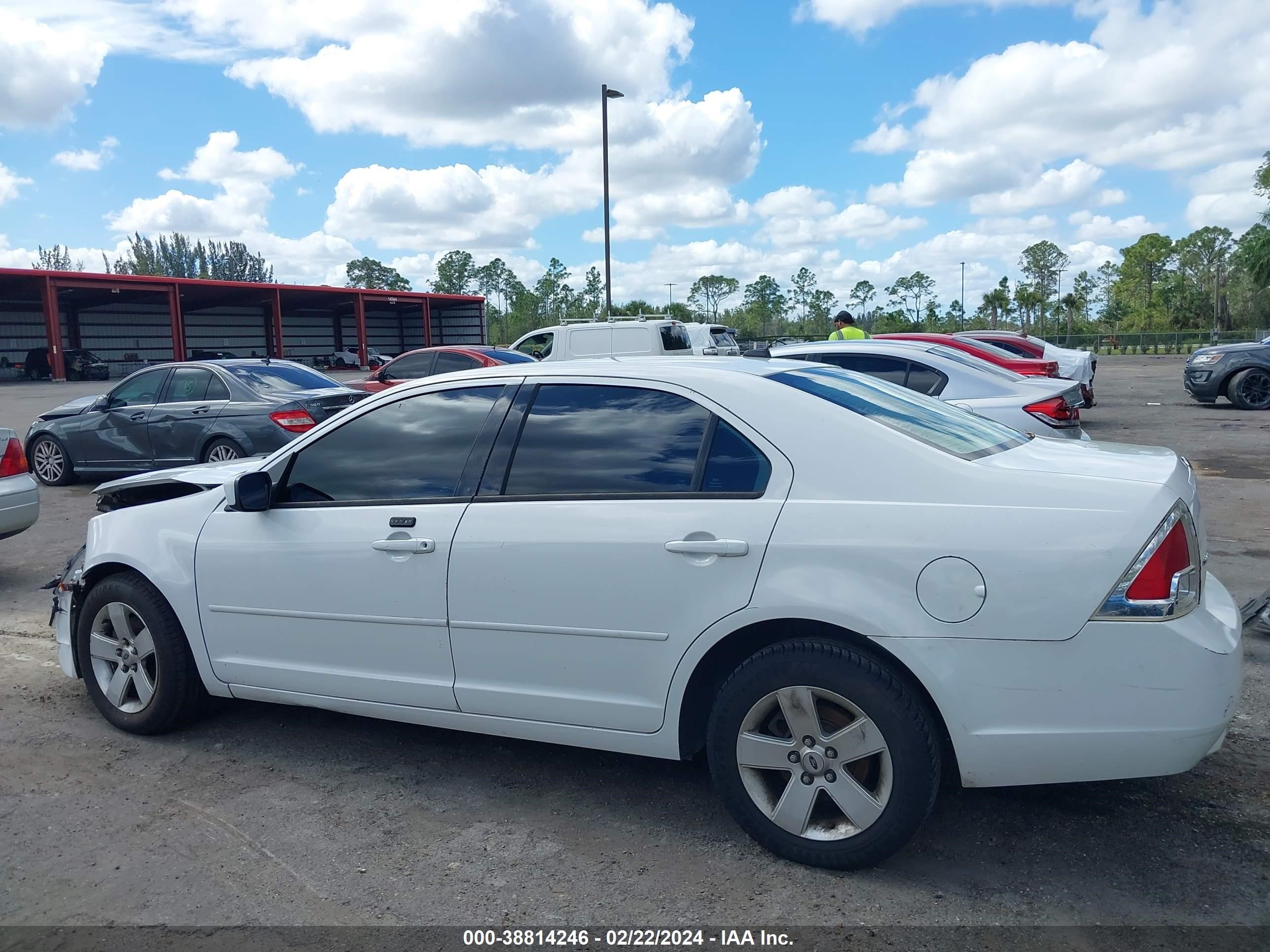 Photo 14 VIN: 3FAHP01157R138672 - FORD FUSION 