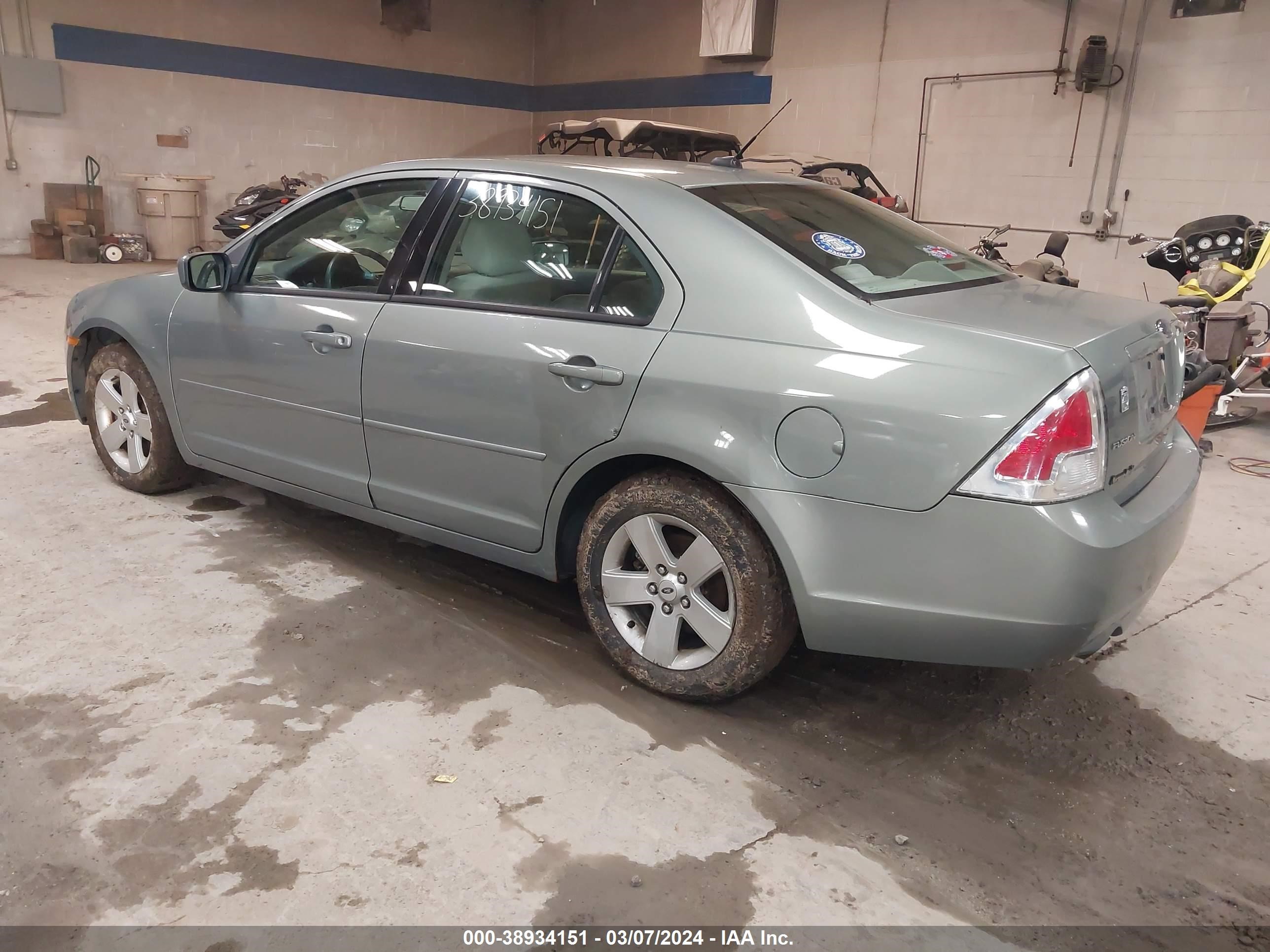 Photo 2 VIN: 3FAHP01188R118269 - FORD FUSION 