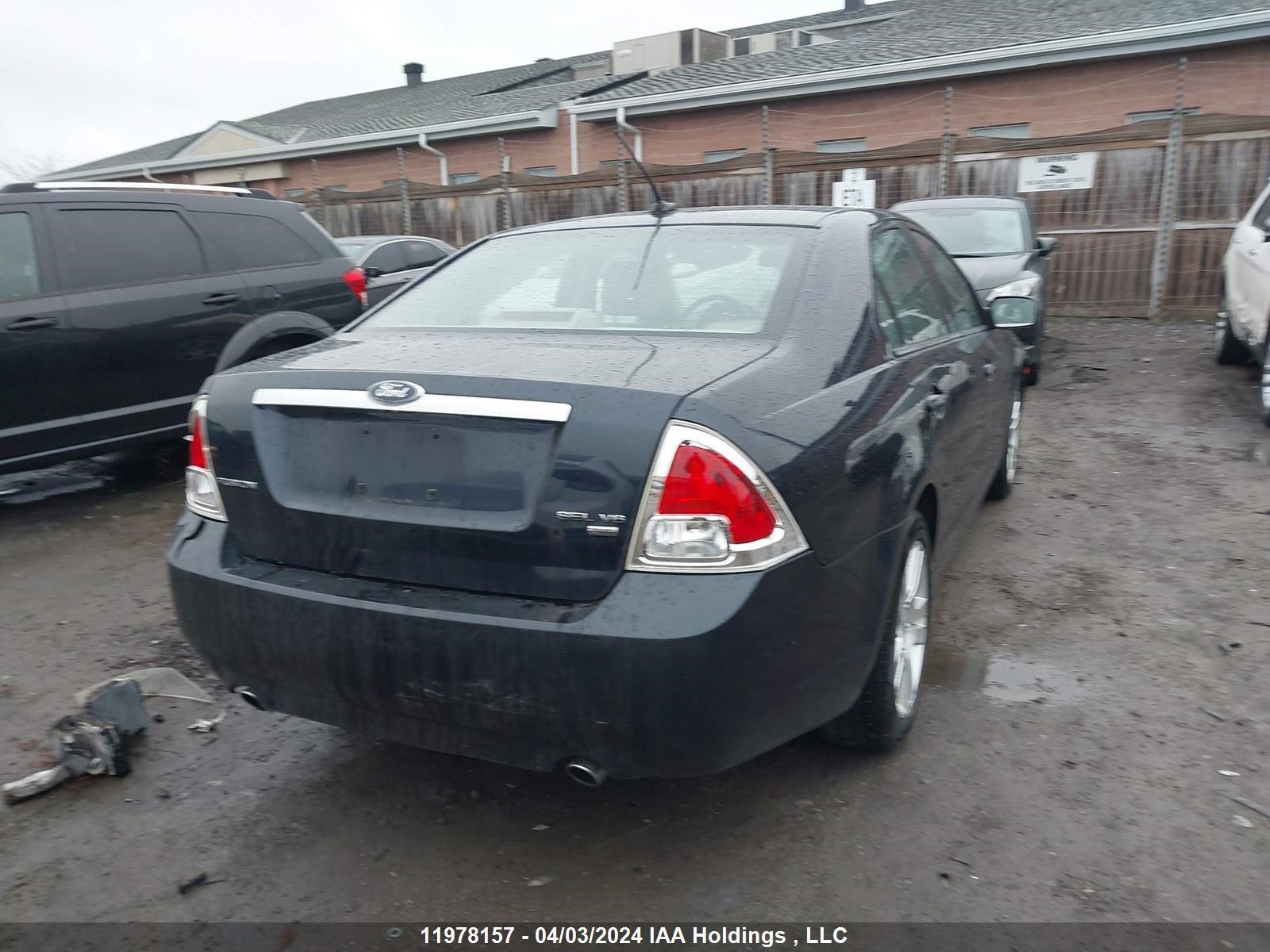 Photo 3 VIN: 3FAHP02158R213208 - FORD FUSION 