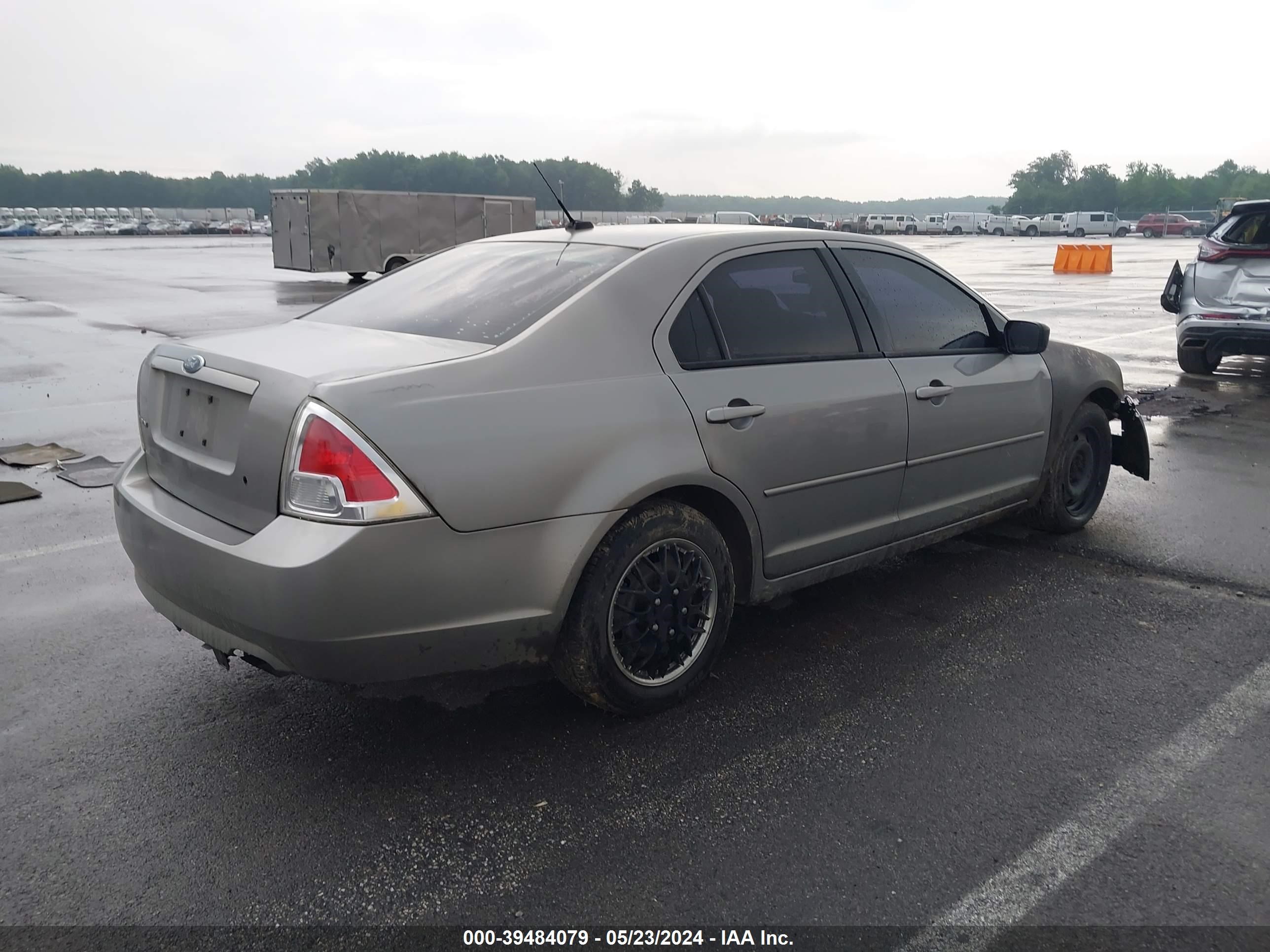 Photo 3 VIN: 3FAHP06Z58R173910 - FORD FUSION 