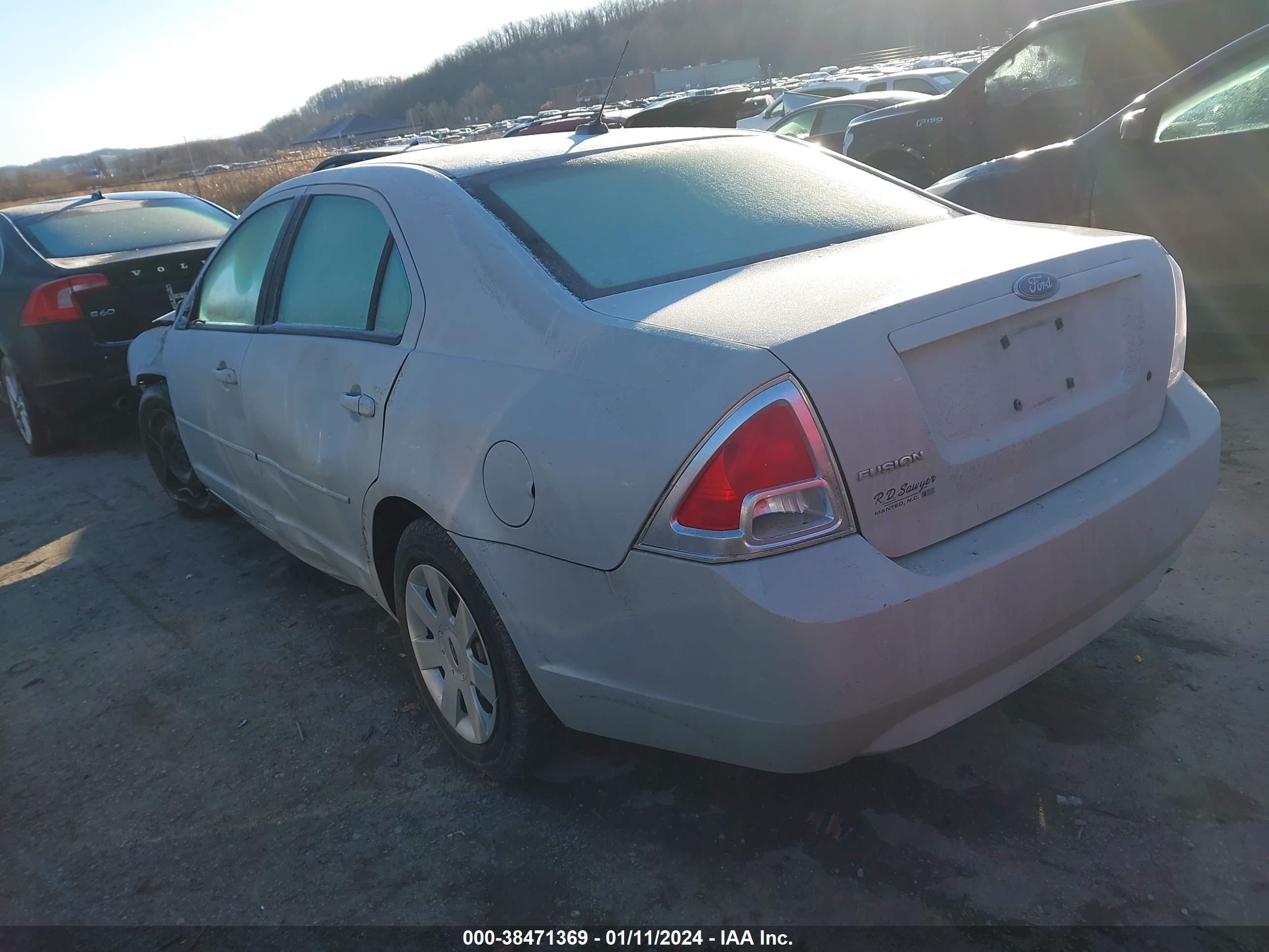 Photo 2 VIN: 3FAHP06Z78R215753 - FORD FUSION 