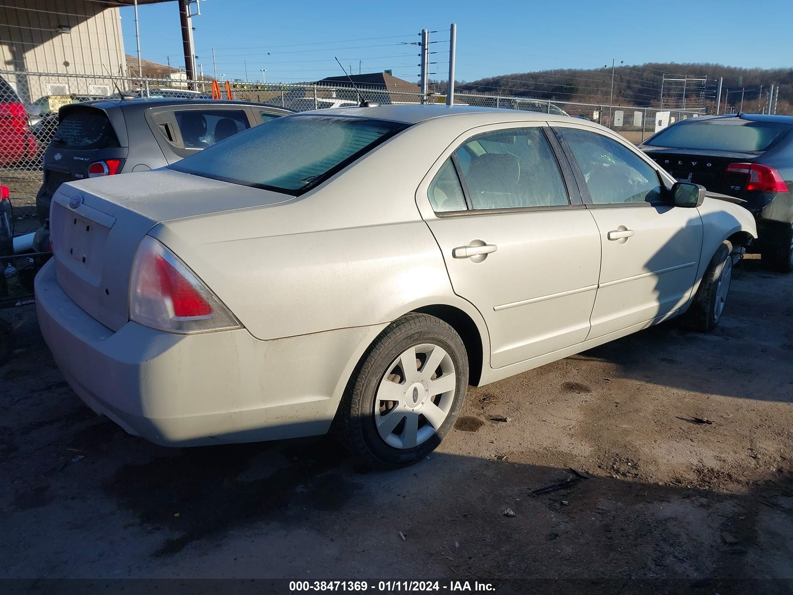 Photo 3 VIN: 3FAHP06Z78R215753 - FORD FUSION 