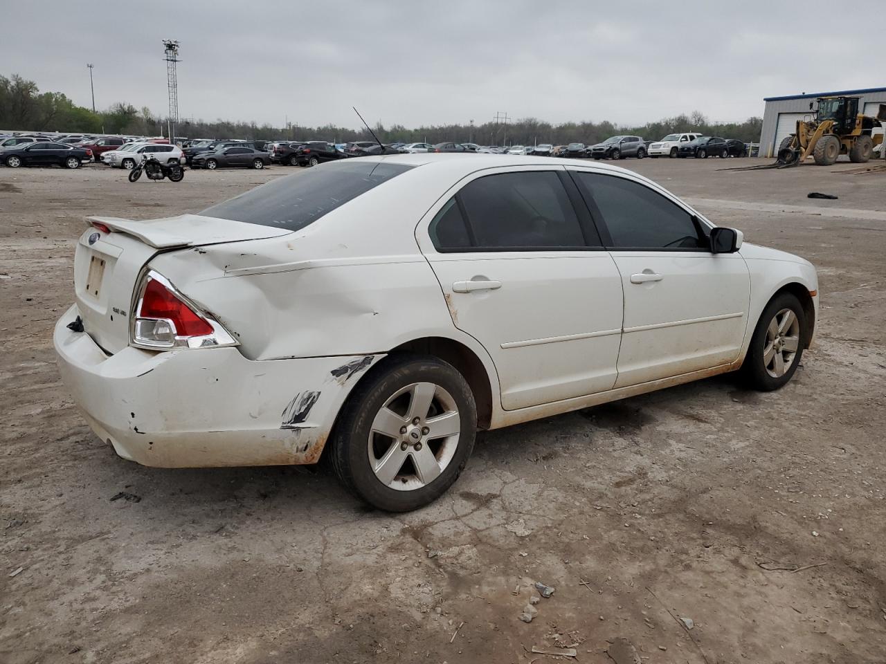 Photo 2 VIN: 3FAHP07128R221081 - FORD FUSION 