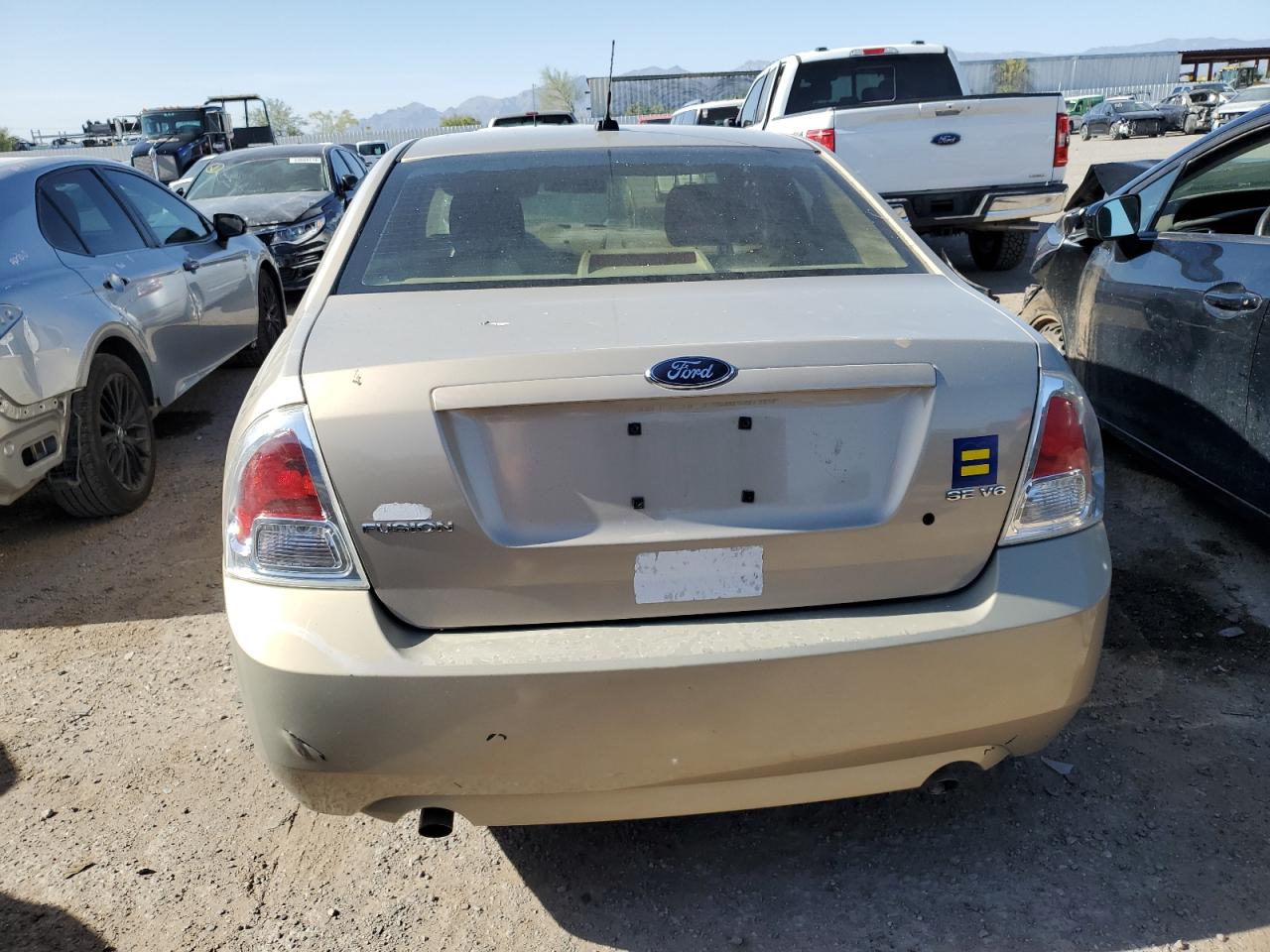 Photo 5 VIN: 3FAHP07178R189177 - FORD FUSION 