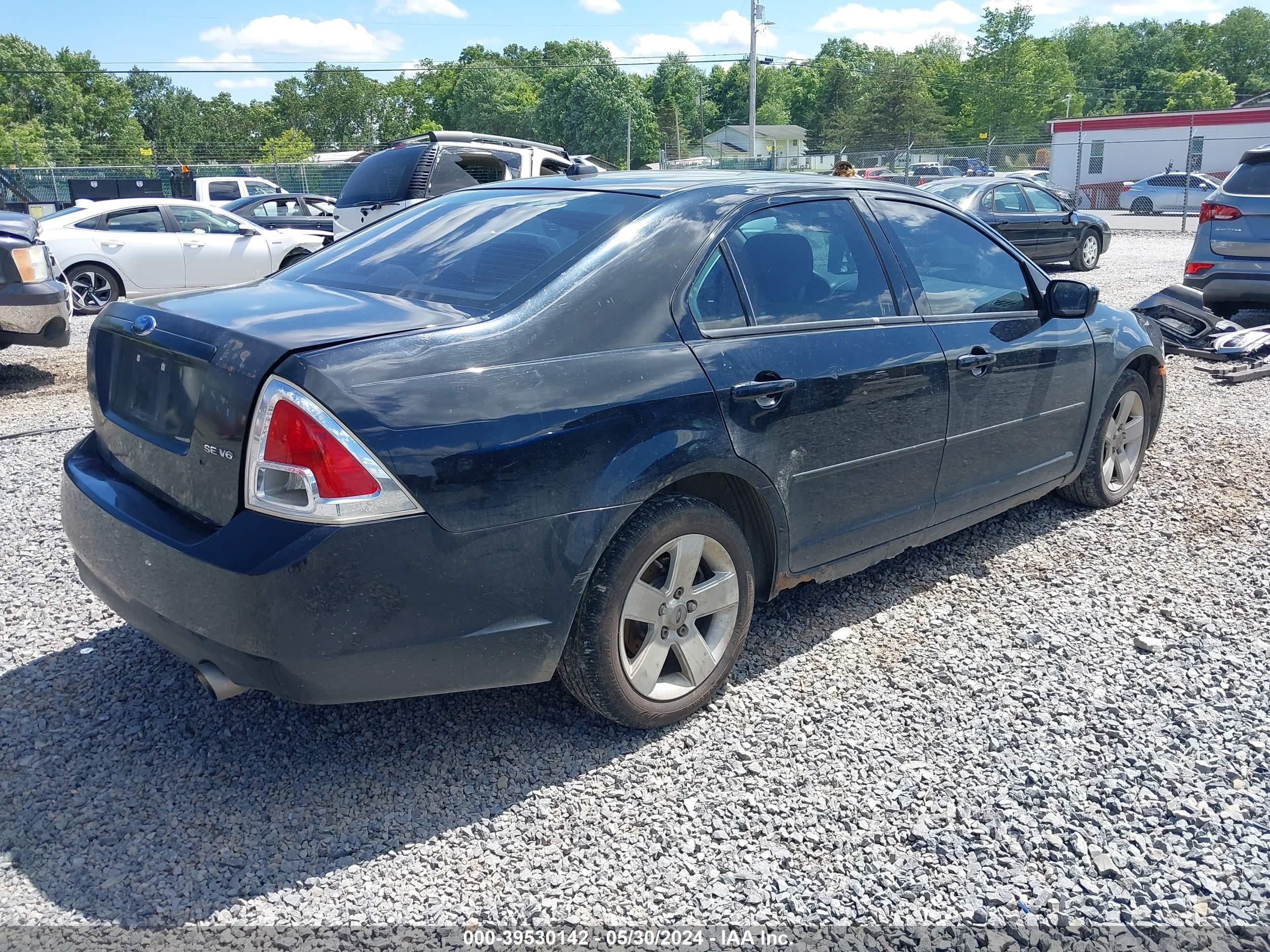 Photo 3 VIN: 3FAHP07188R132485 - FORD FUSION 