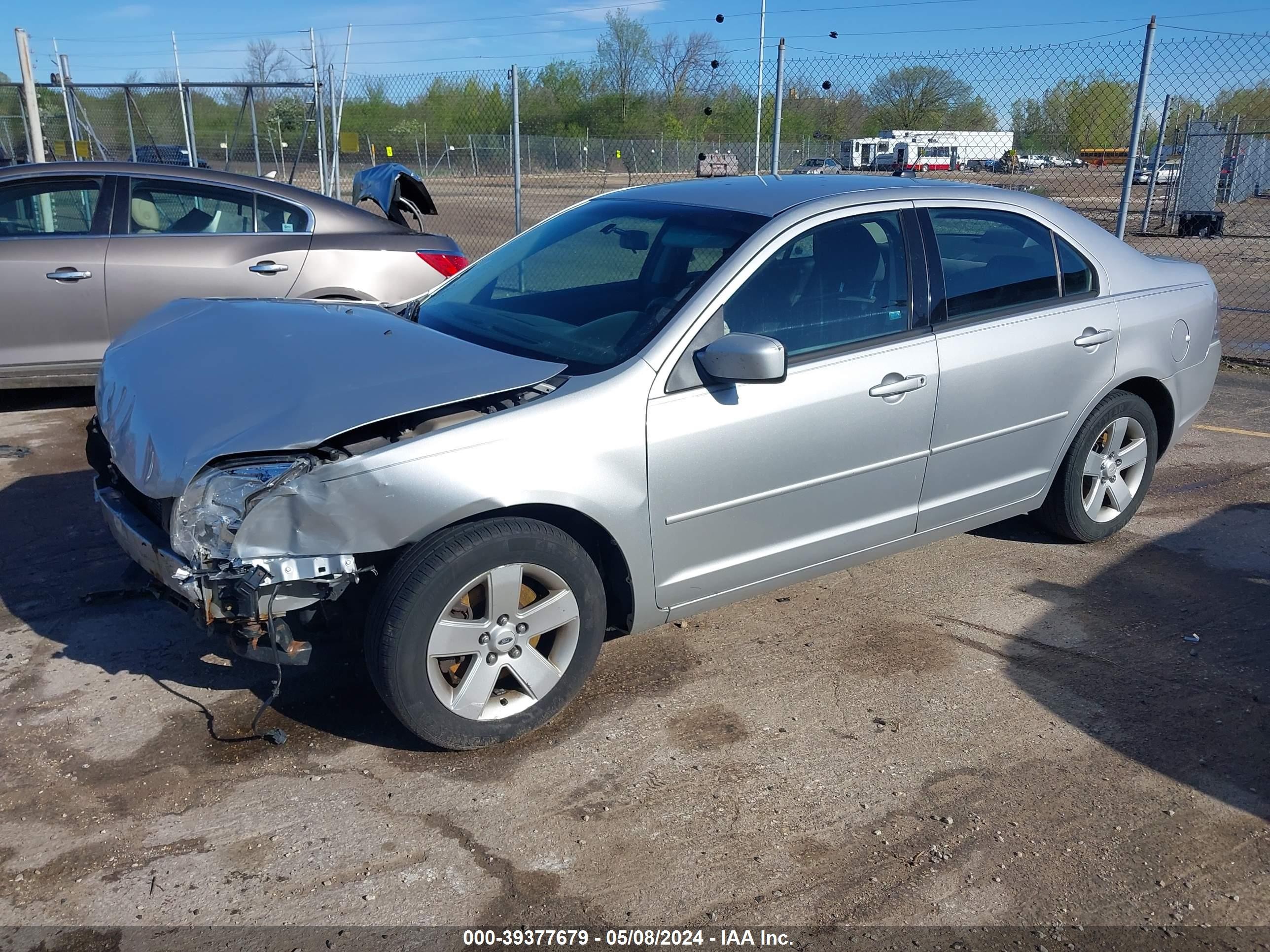 Photo 1 VIN: 3FAHP071X9R125376 - FORD FUSION 