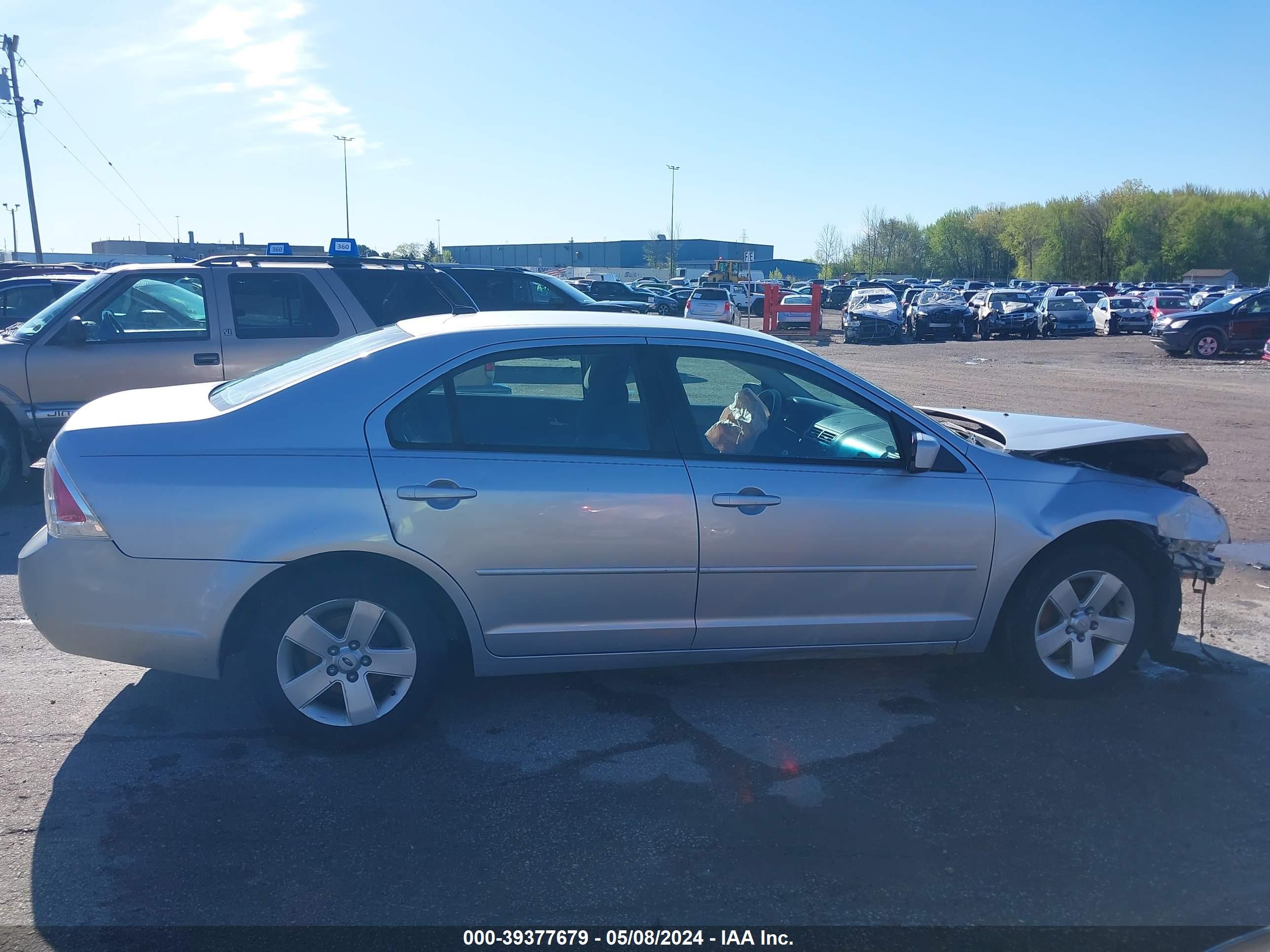 Photo 13 VIN: 3FAHP071X9R125376 - FORD FUSION 