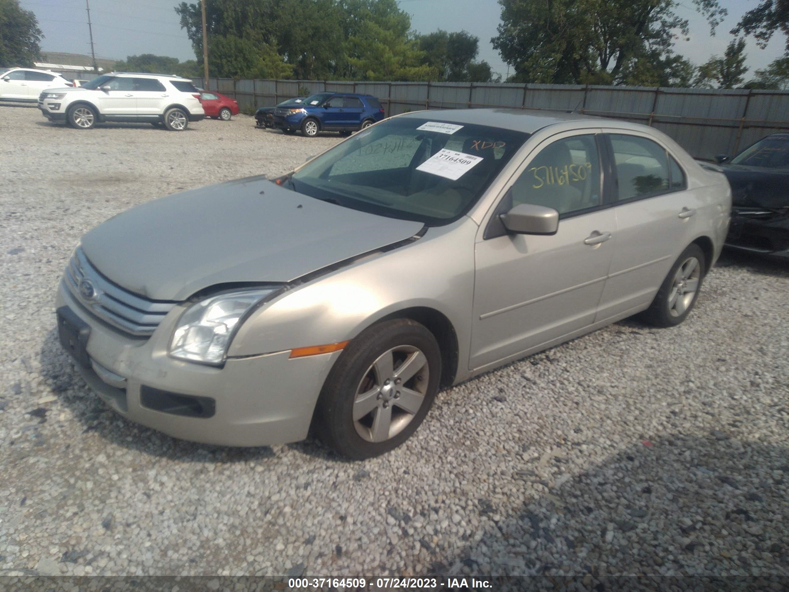 Photo 1 VIN: 3FAHP07Z09R182174 - FORD FUSION 