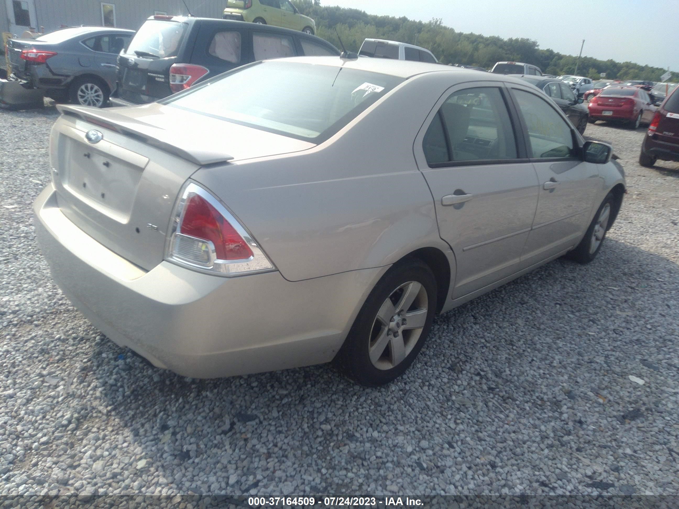 Photo 3 VIN: 3FAHP07Z09R182174 - FORD FUSION 