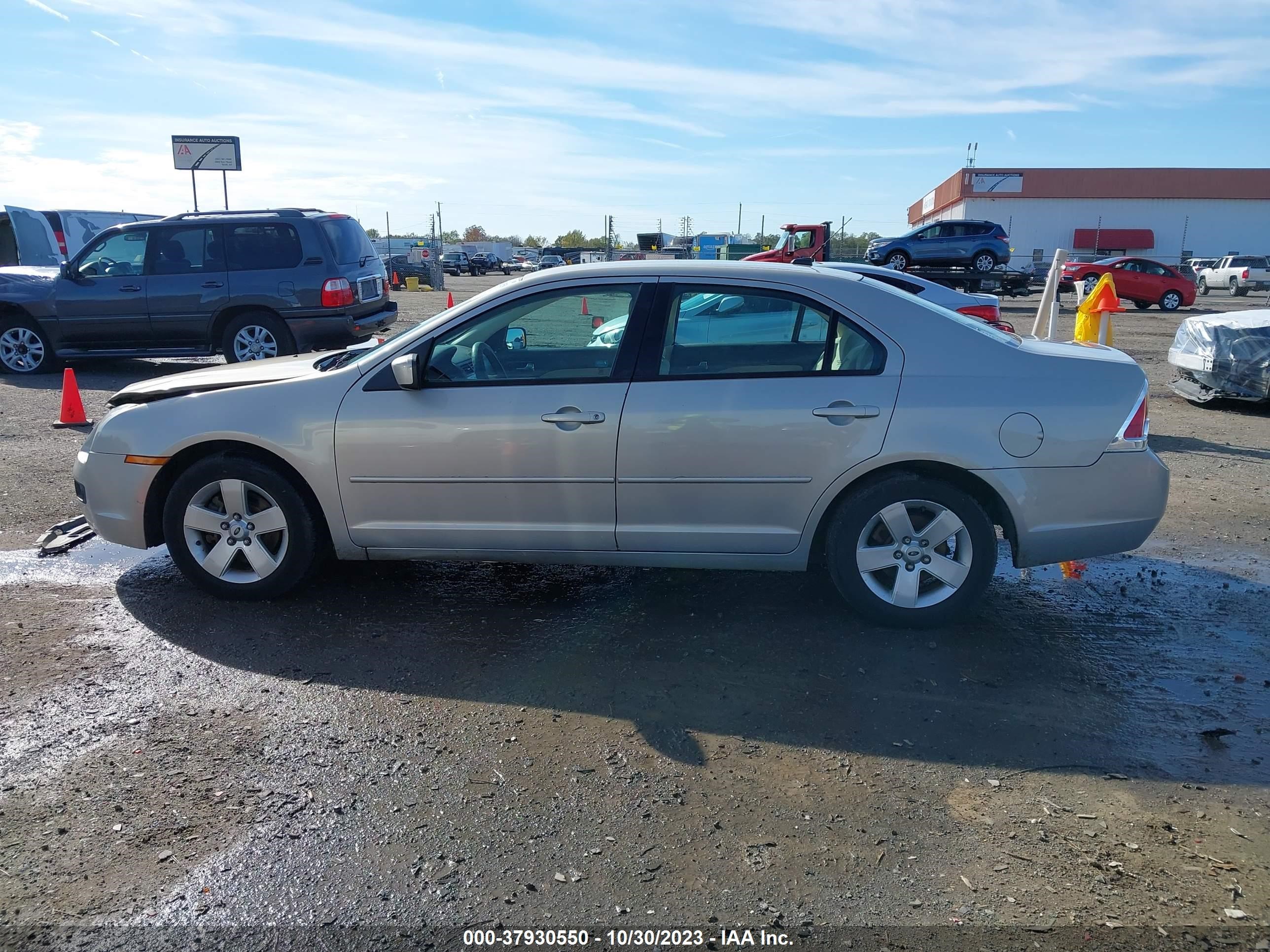 Photo 13 VIN: 3FAHP07Z09R215495 - FORD FUSION 