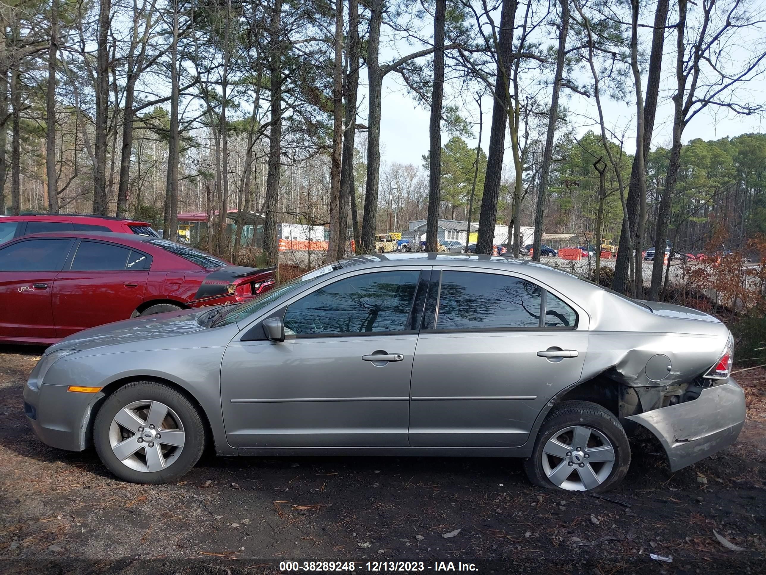 Photo 13 VIN: 3FAHP07Z18R153099 - FORD FUSION 