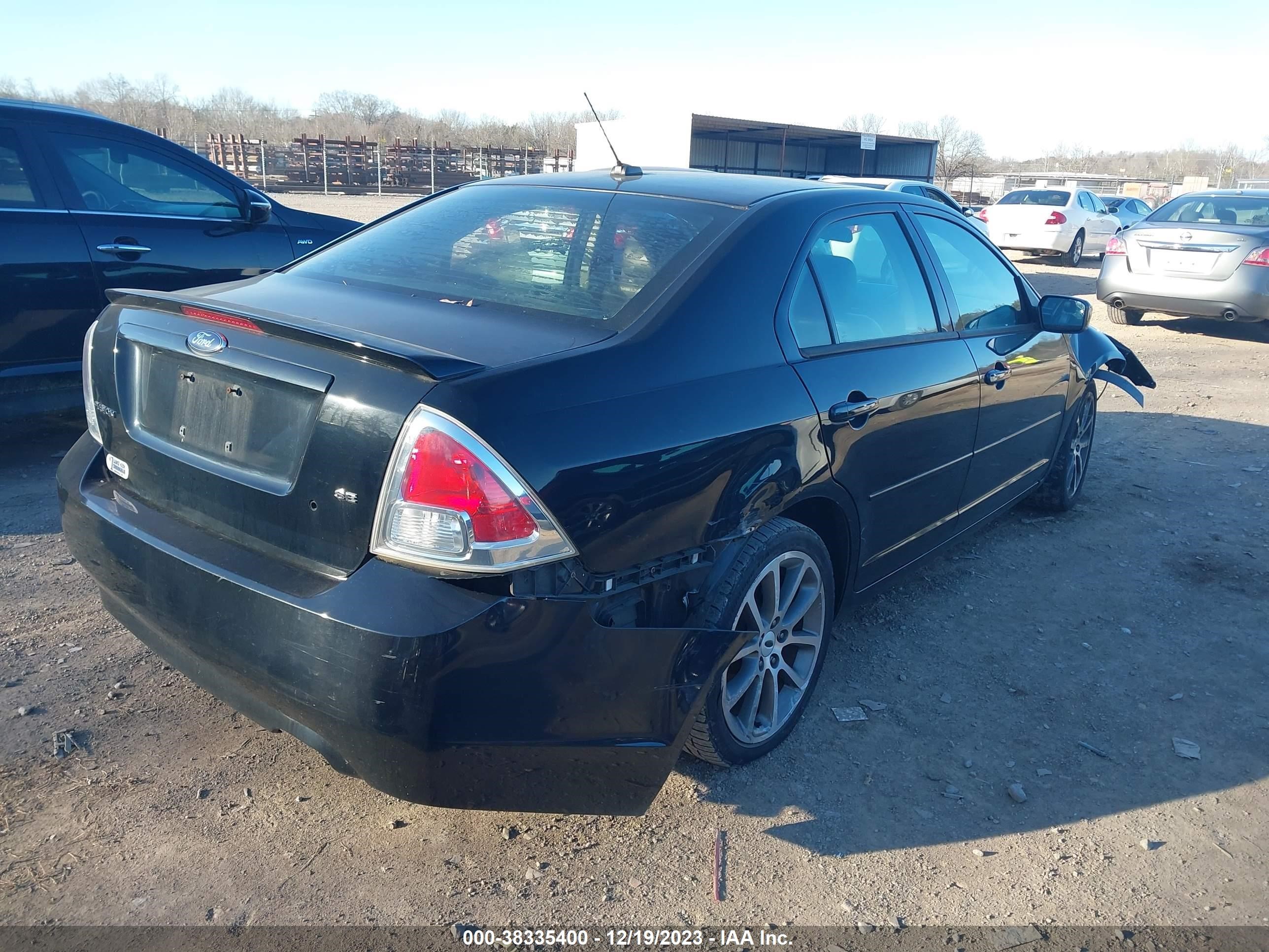 Photo 3 VIN: 3FAHP07Z18R174387 - FORD FUSION 