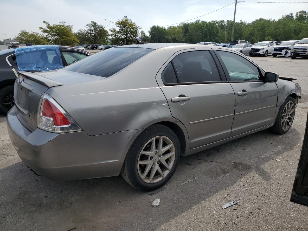 Photo 2 VIN: 3FAHP07Z18R185101 - FORD FUSION 