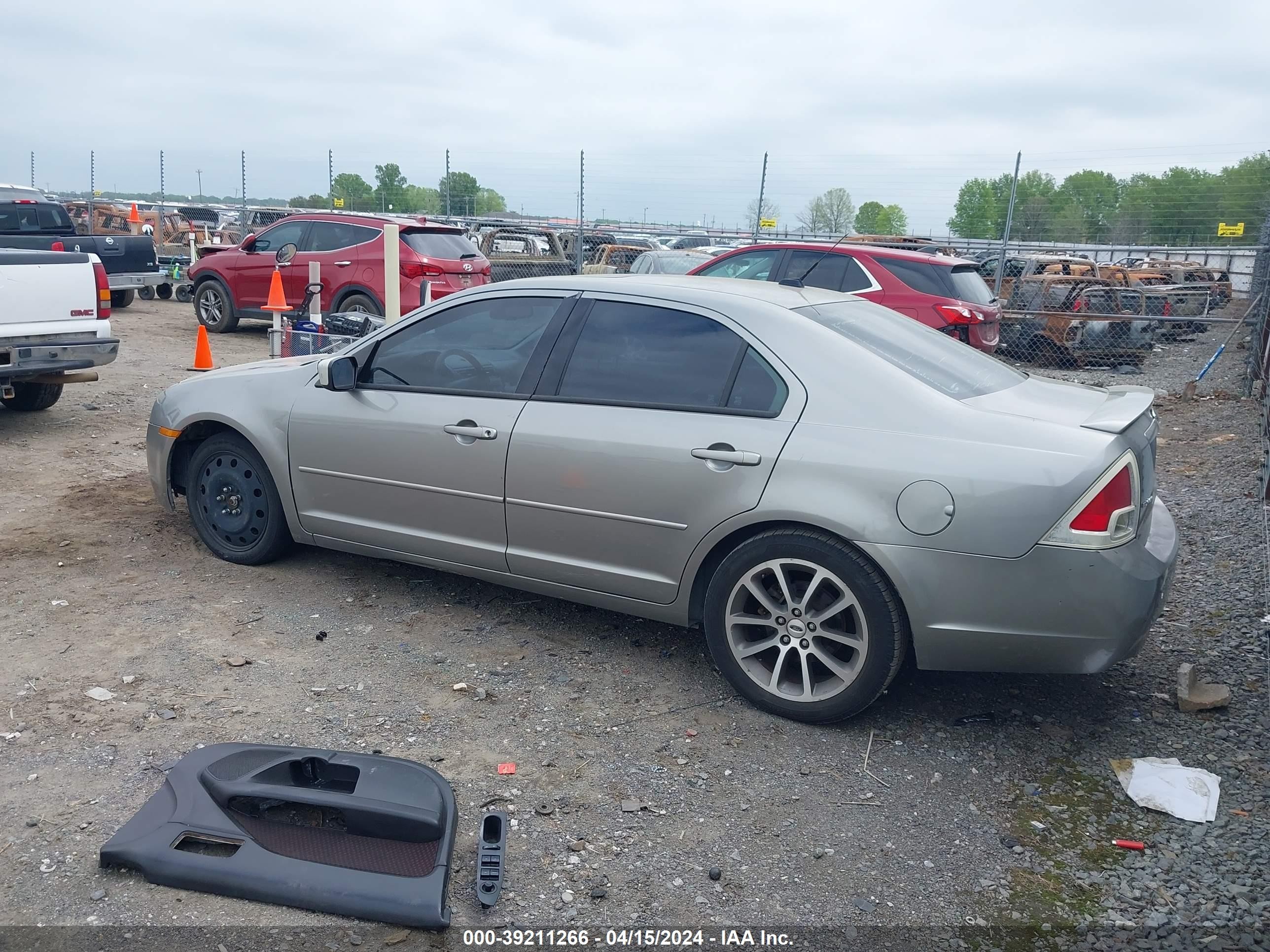 Photo 2 VIN: 3FAHP07Z19R143447 - FORD FUSION 