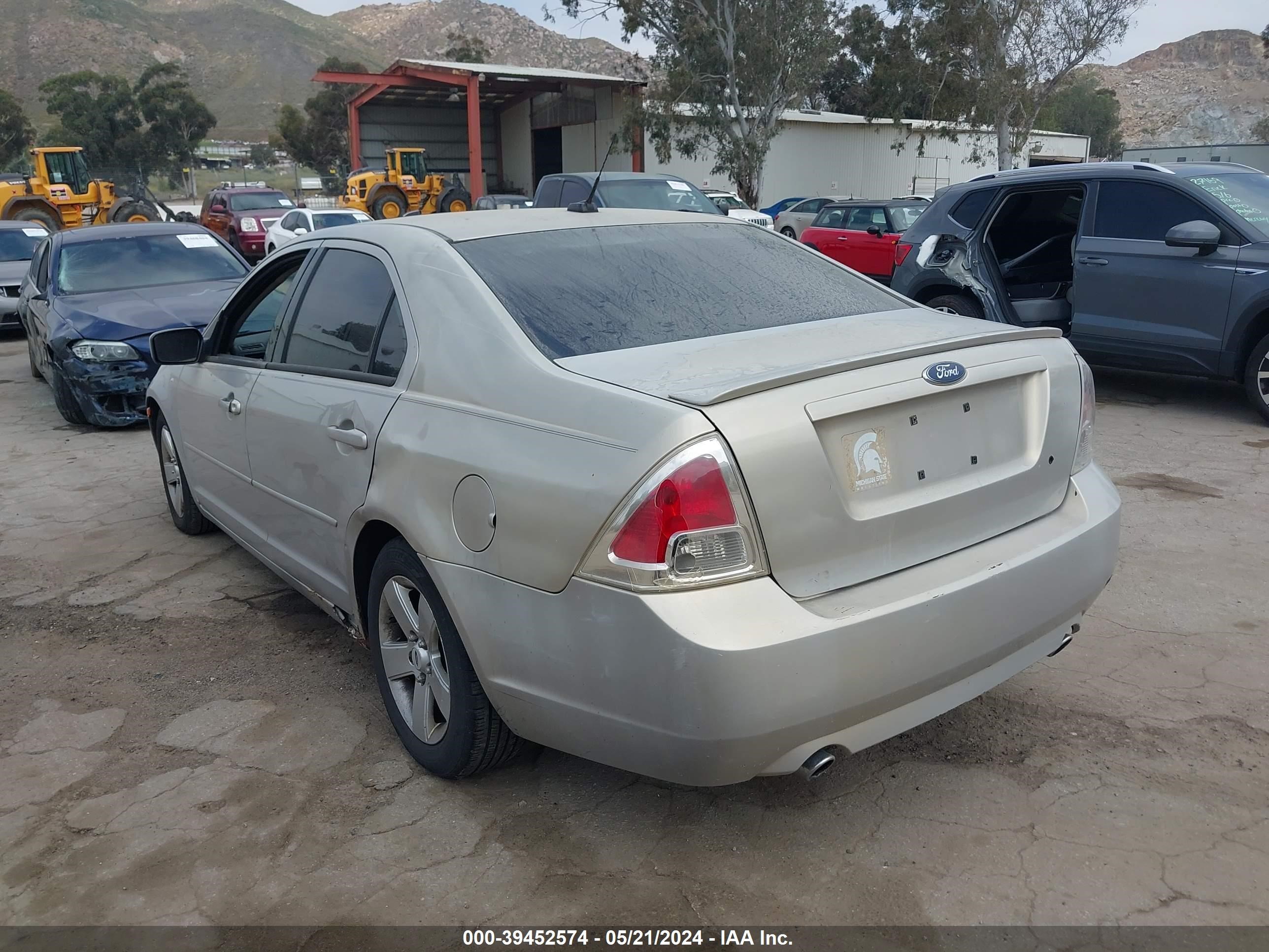 Photo 2 VIN: 3FAHP07Z19R155730 - FORD FUSION 