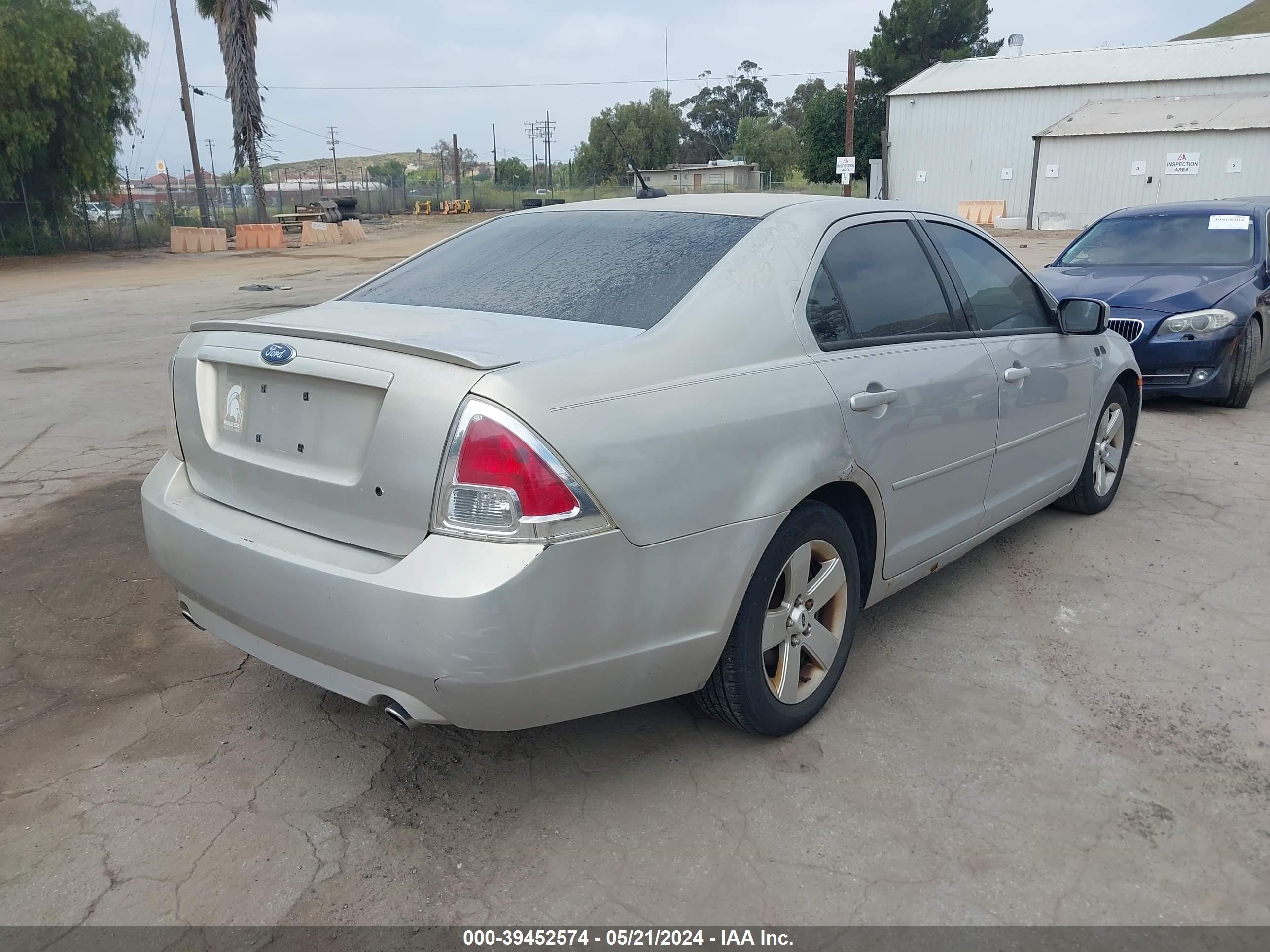 Photo 3 VIN: 3FAHP07Z19R155730 - FORD FUSION 