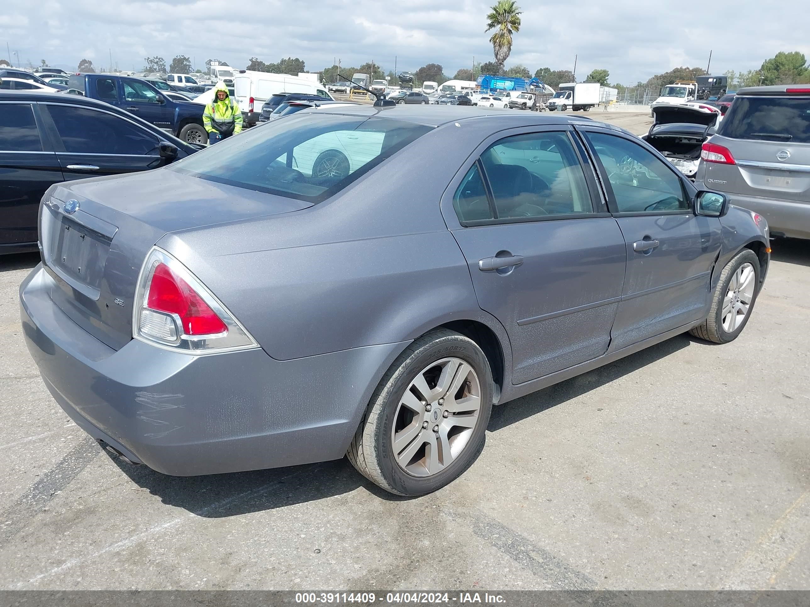 Photo 3 VIN: 3FAHP07Z27R168032 - FORD FUSION 