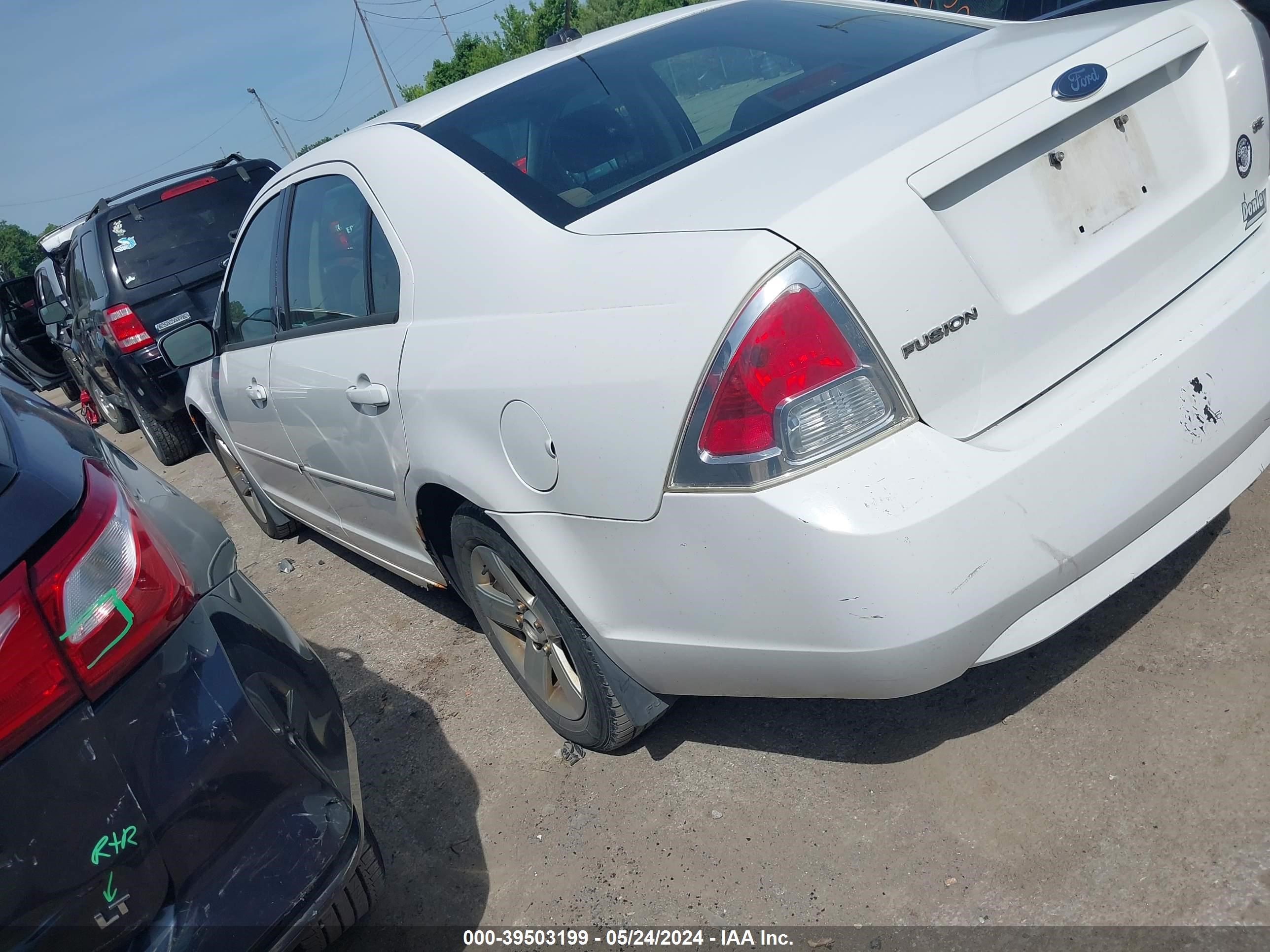 Photo 2 VIN: 3FAHP07Z37R279236 - FORD FUSION 