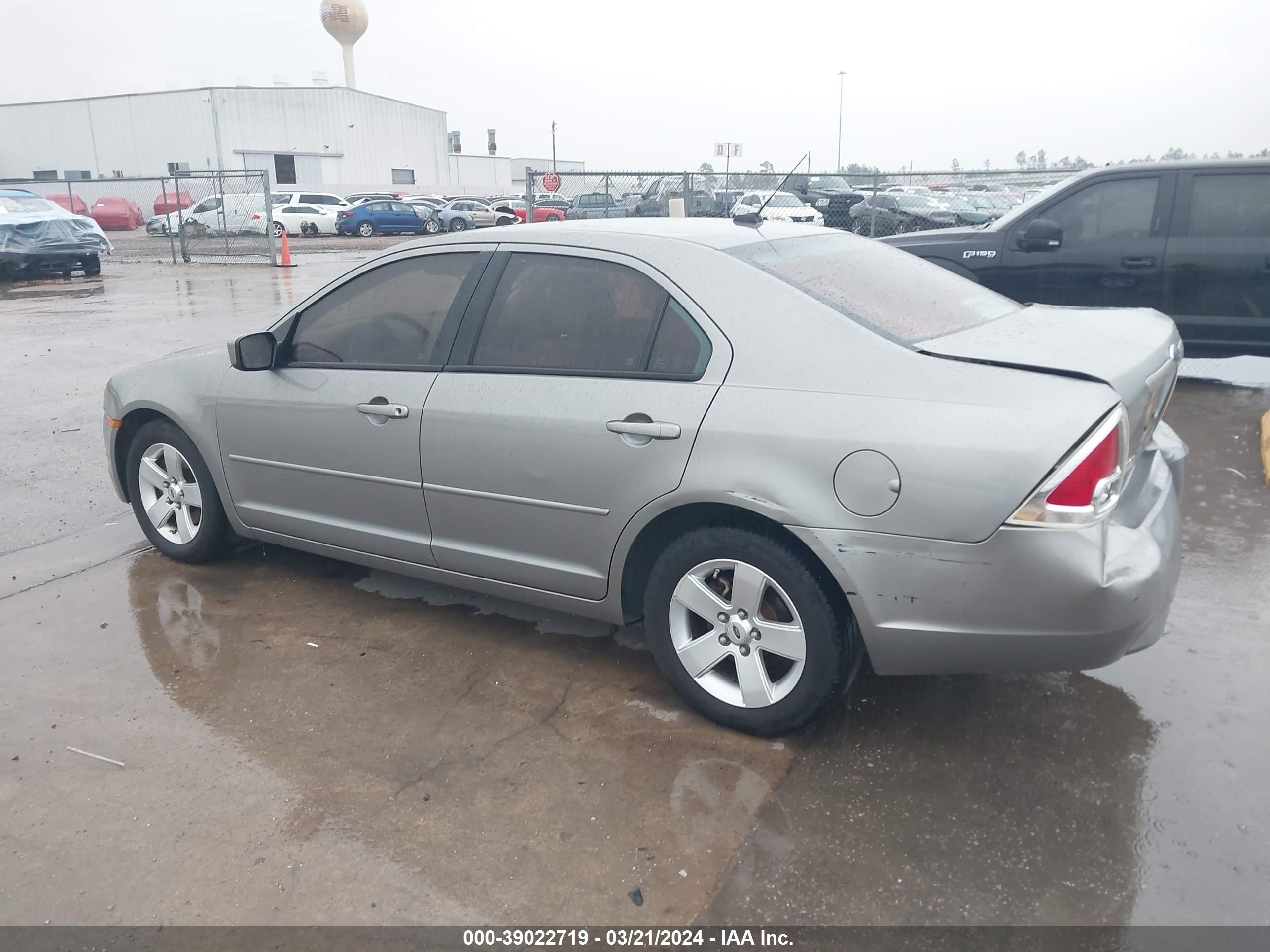 Photo 13 VIN: 3FAHP07Z38R217661 - FORD FUSION 