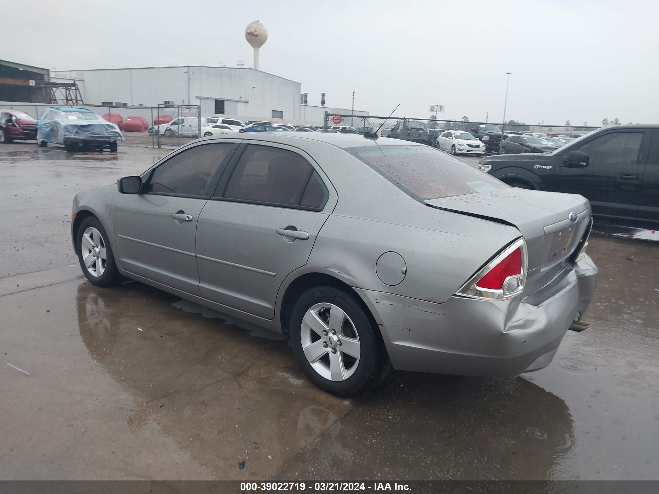 Photo 2 VIN: 3FAHP07Z38R217661 - FORD FUSION 