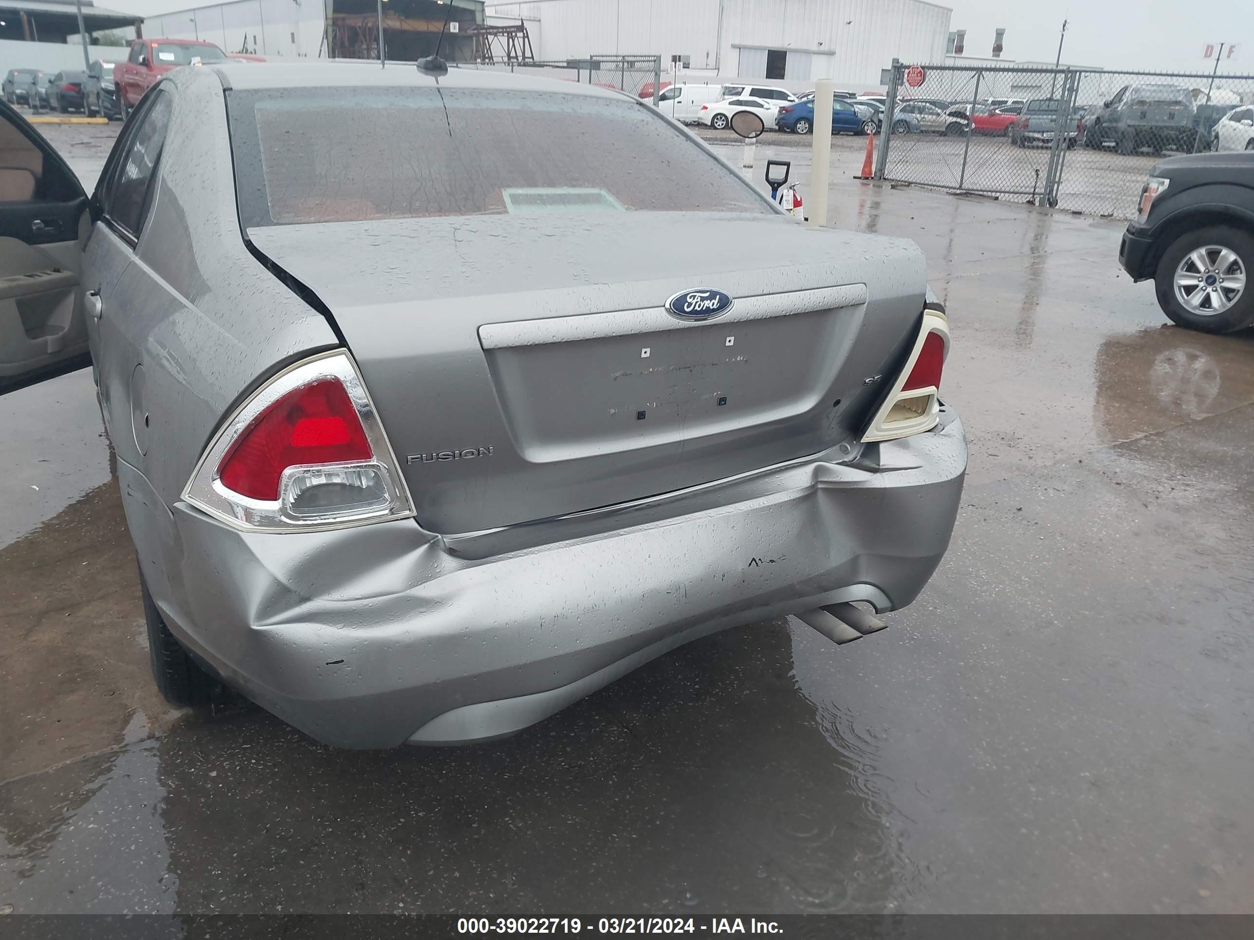 Photo 5 VIN: 3FAHP07Z38R217661 - FORD FUSION 