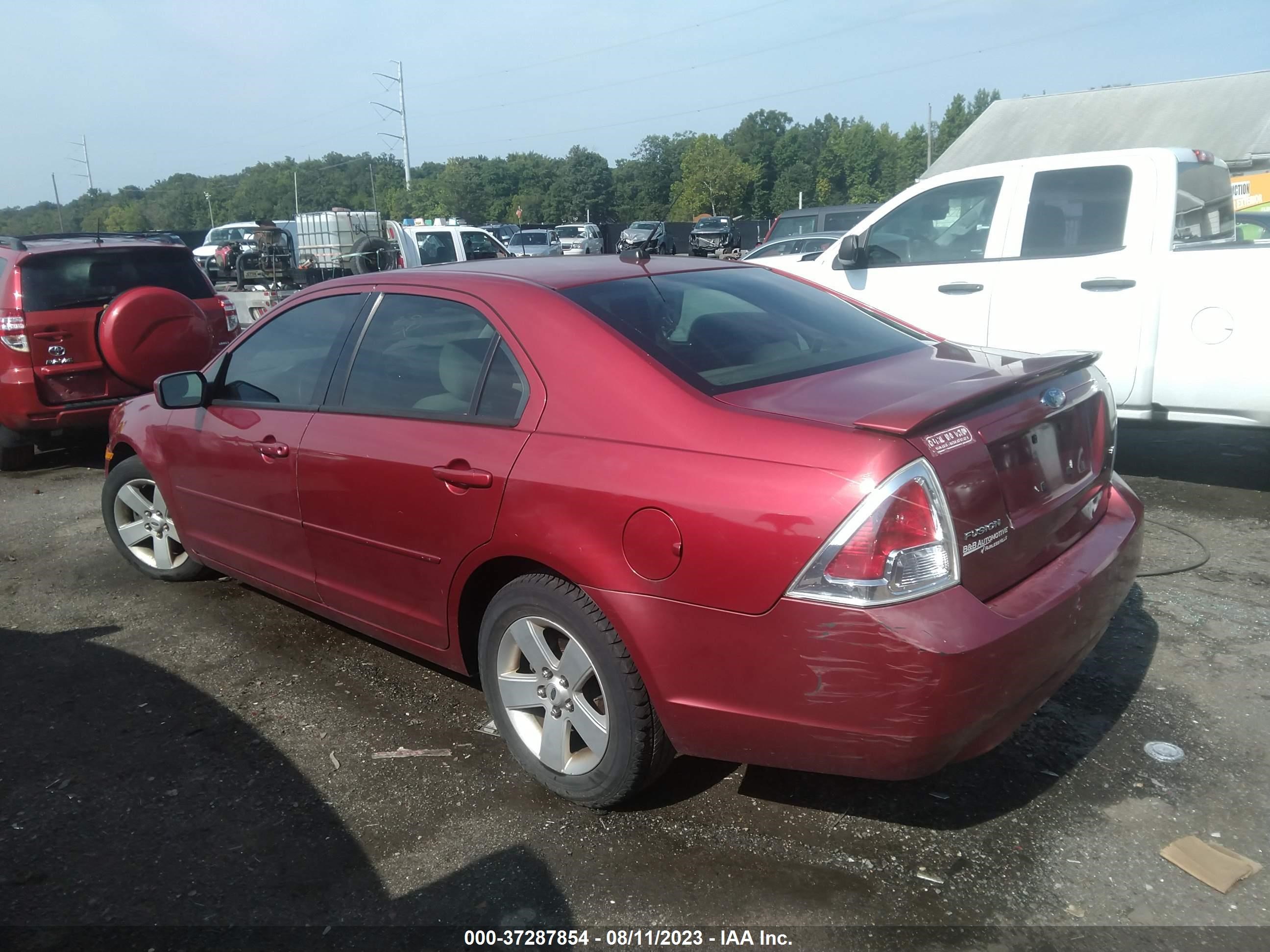 Photo 2 VIN: 3FAHP07Z48R113812 - FORD FUSION 