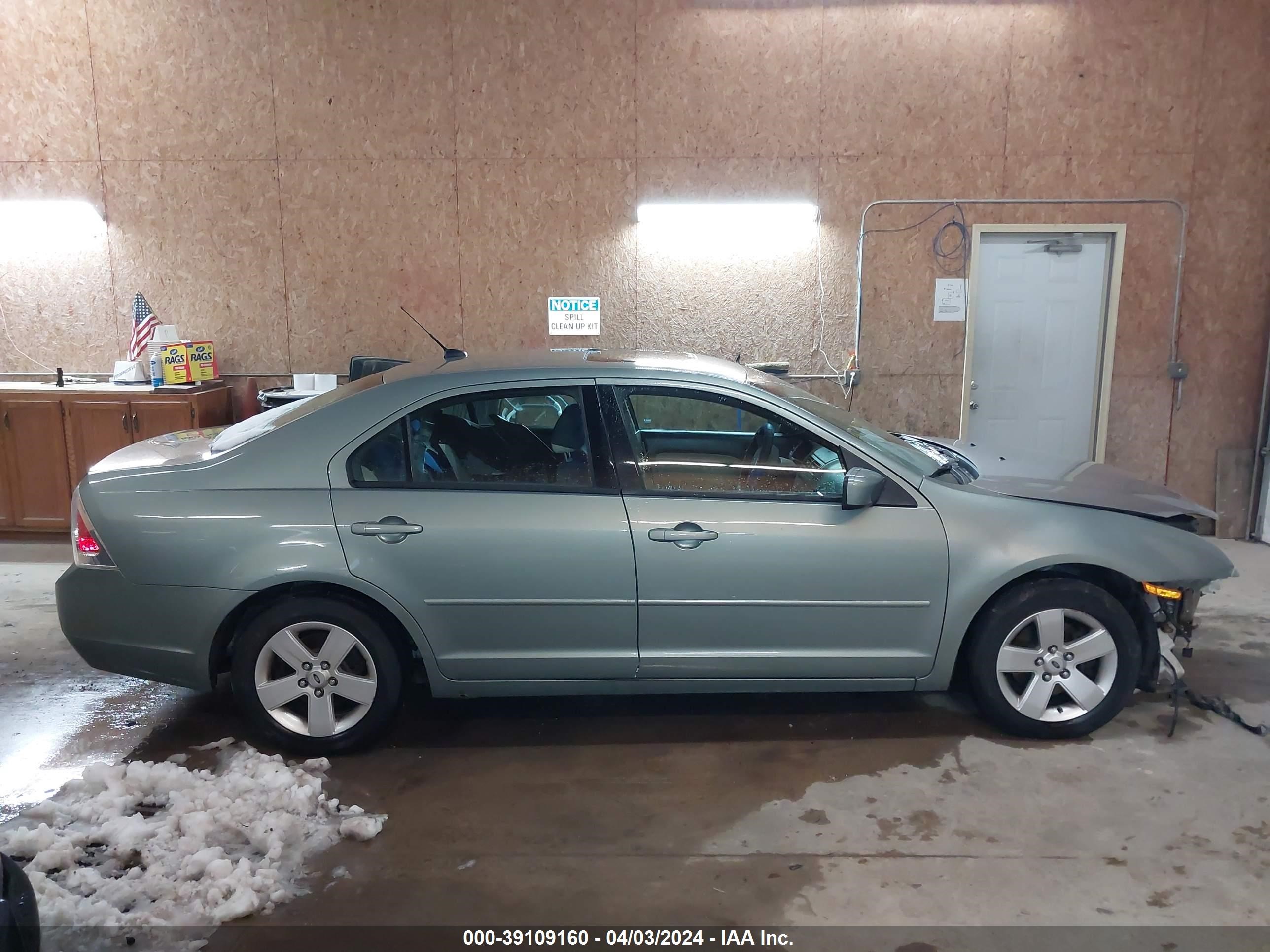 Photo 13 VIN: 3FAHP07Z48R144185 - FORD FUSION 