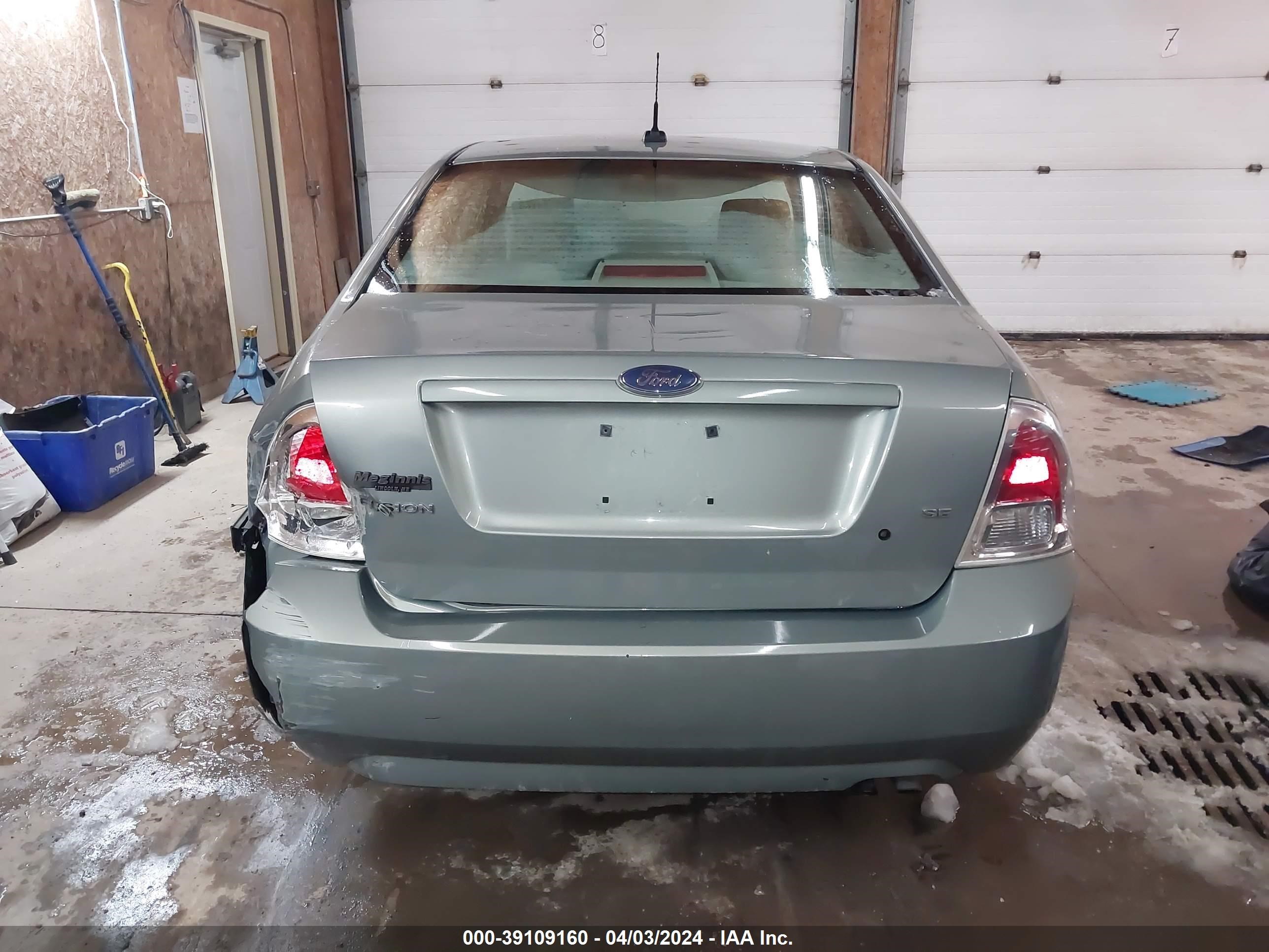 Photo 16 VIN: 3FAHP07Z48R144185 - FORD FUSION 